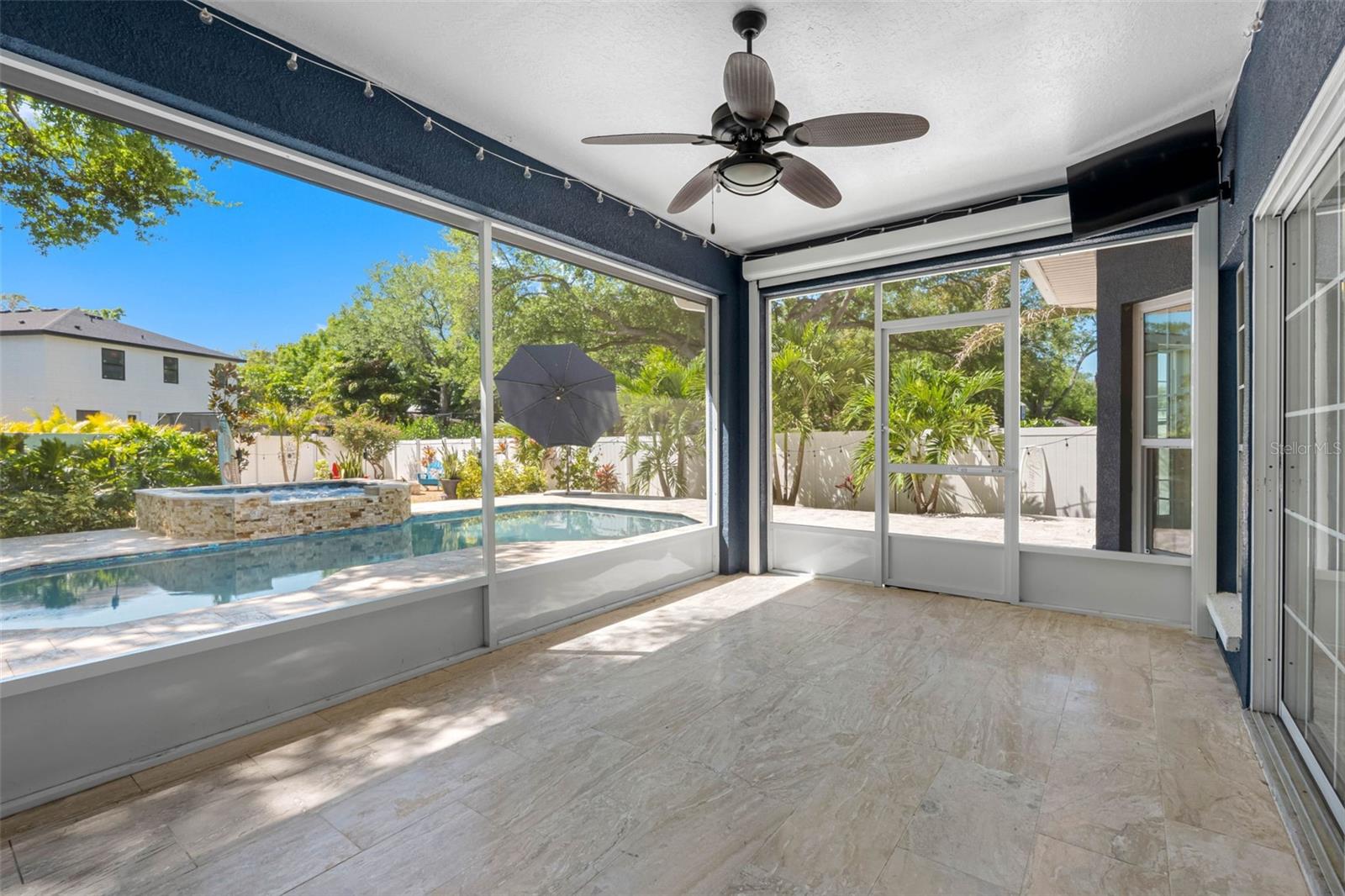 Image 44 of 64 For 2808 Leila Avenue