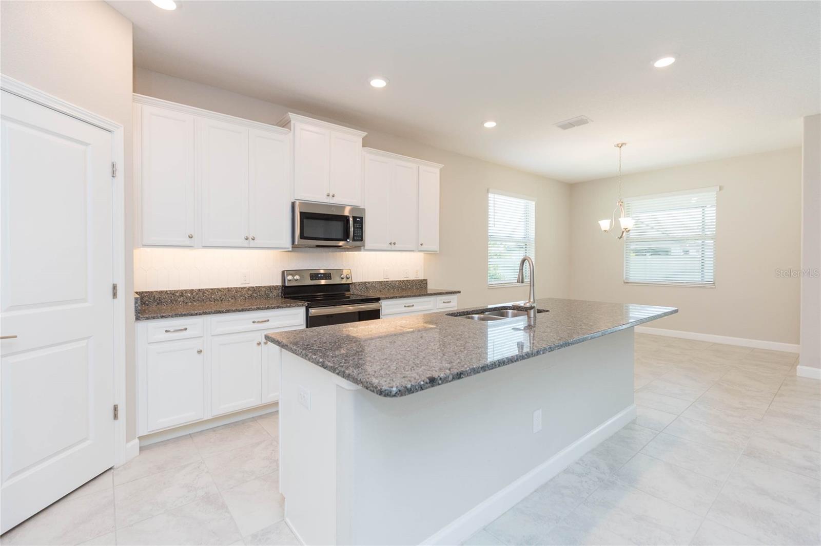 Image 10 of 75 For 31726 Cabana Rye Avenue