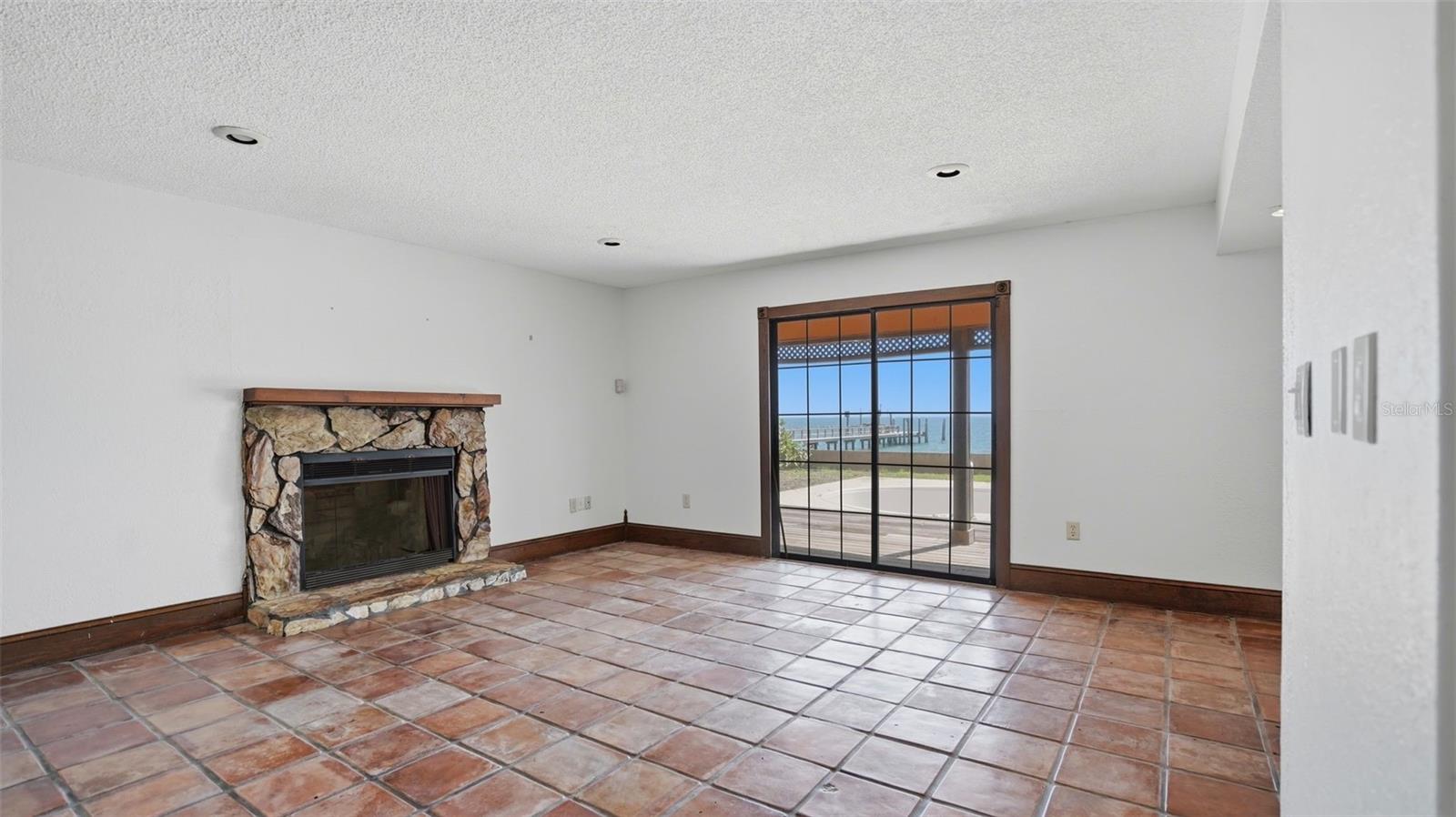 Image 15 of 26 For 6754 31st Street S