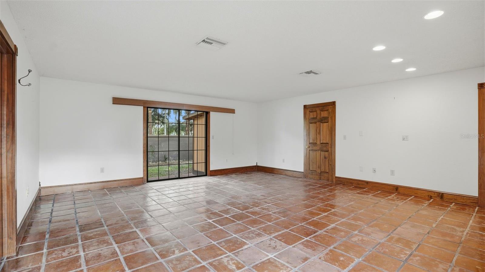 Image 20 of 26 For 6754 31st Street S