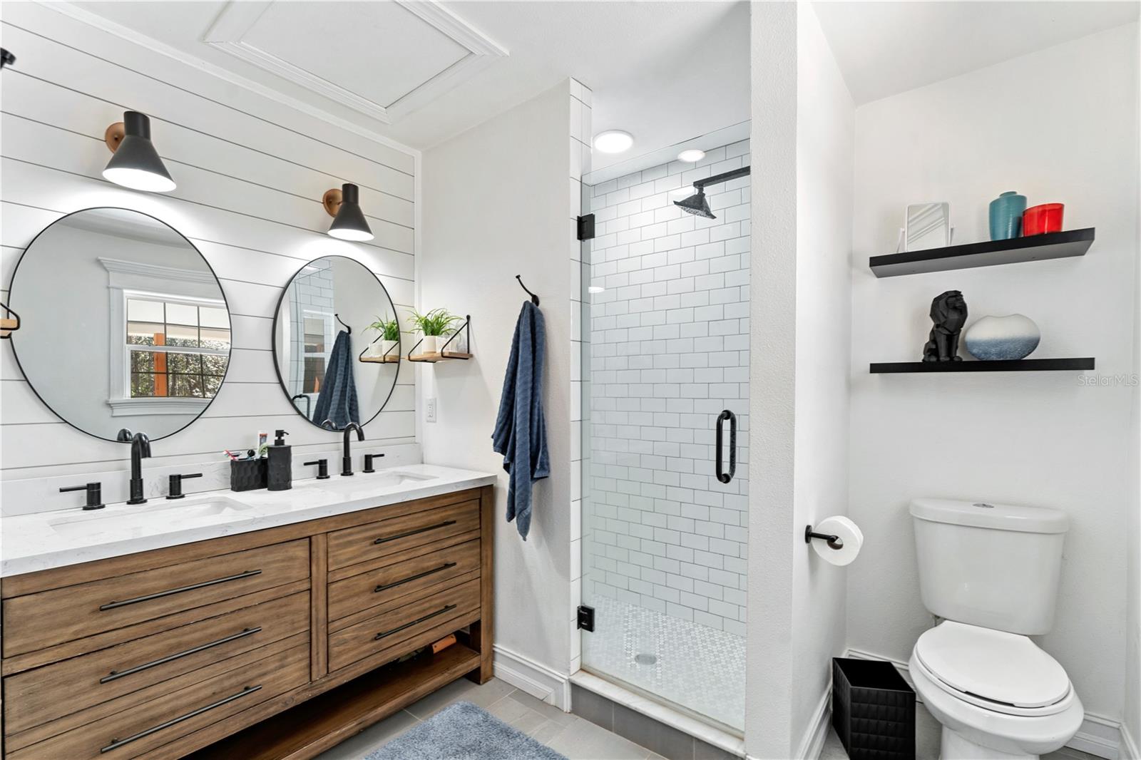 Image 27 of 42 For 23056 Dewitt Drive