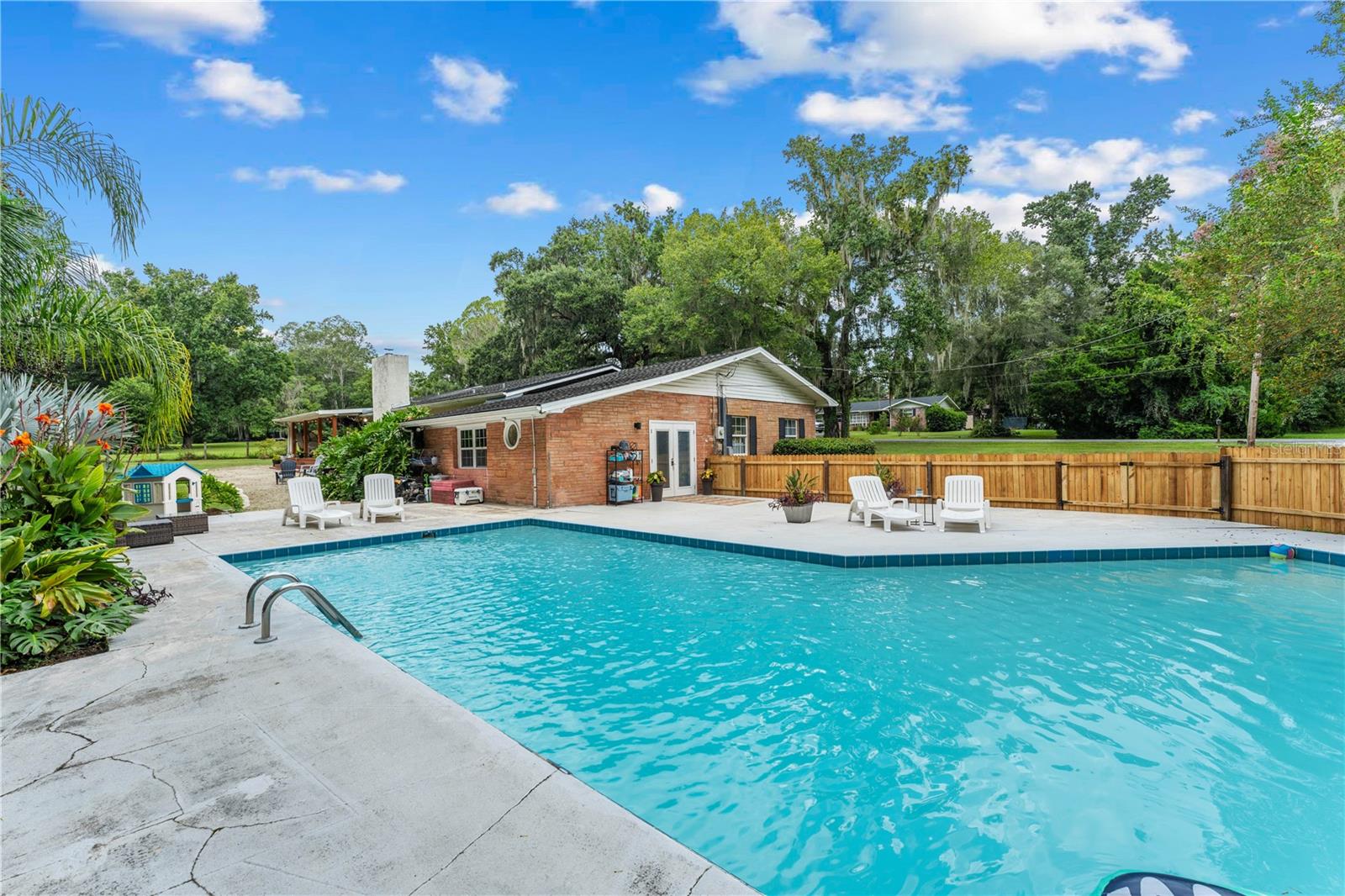 Image 34 of 42 For 23056 Dewitt Drive