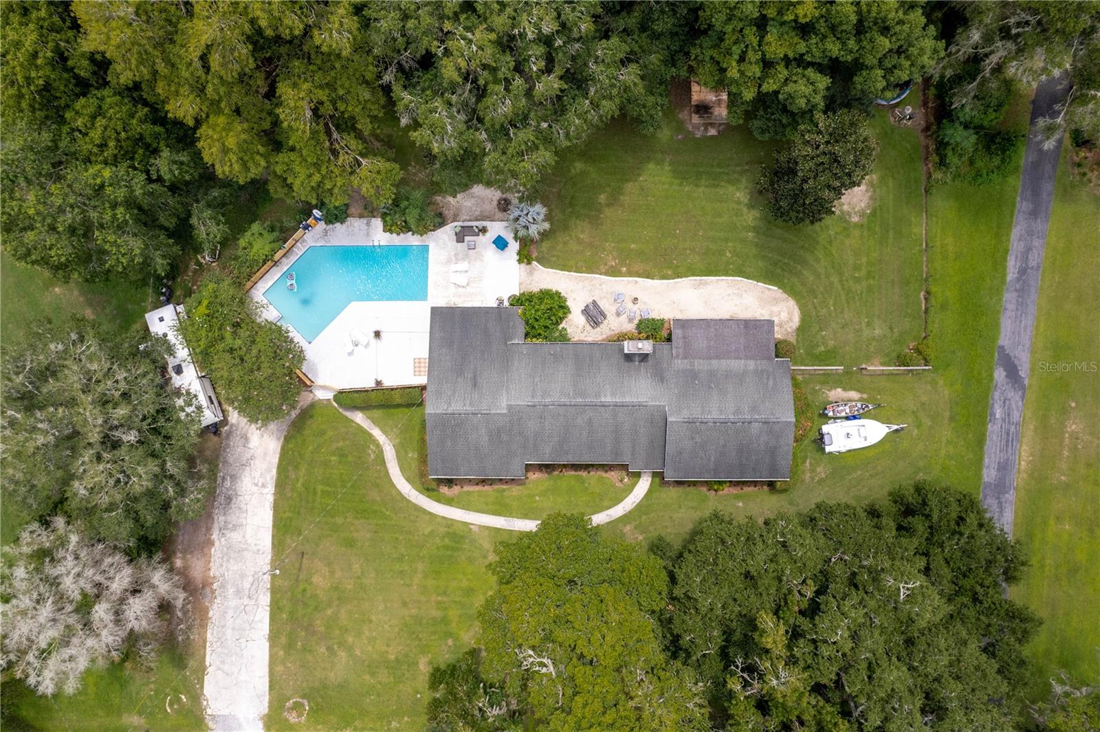 Image 41 of 42 For 23056 Dewitt Drive