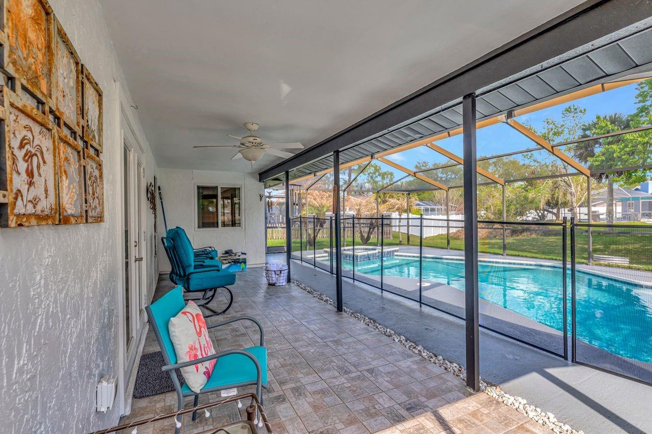 Image 32 of 44 For 435 Lakeview Drive