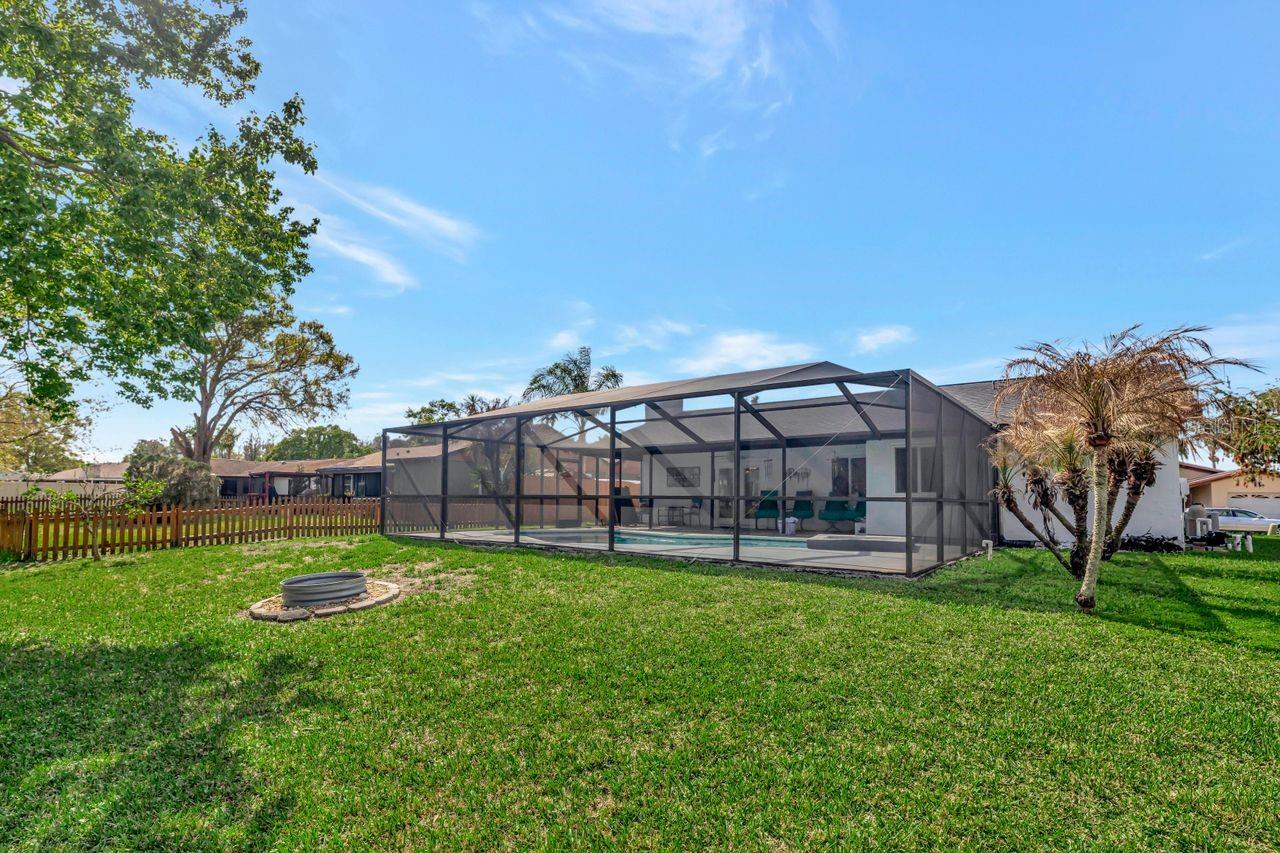 Image 38 of 44 For 435 Lakeview Drive