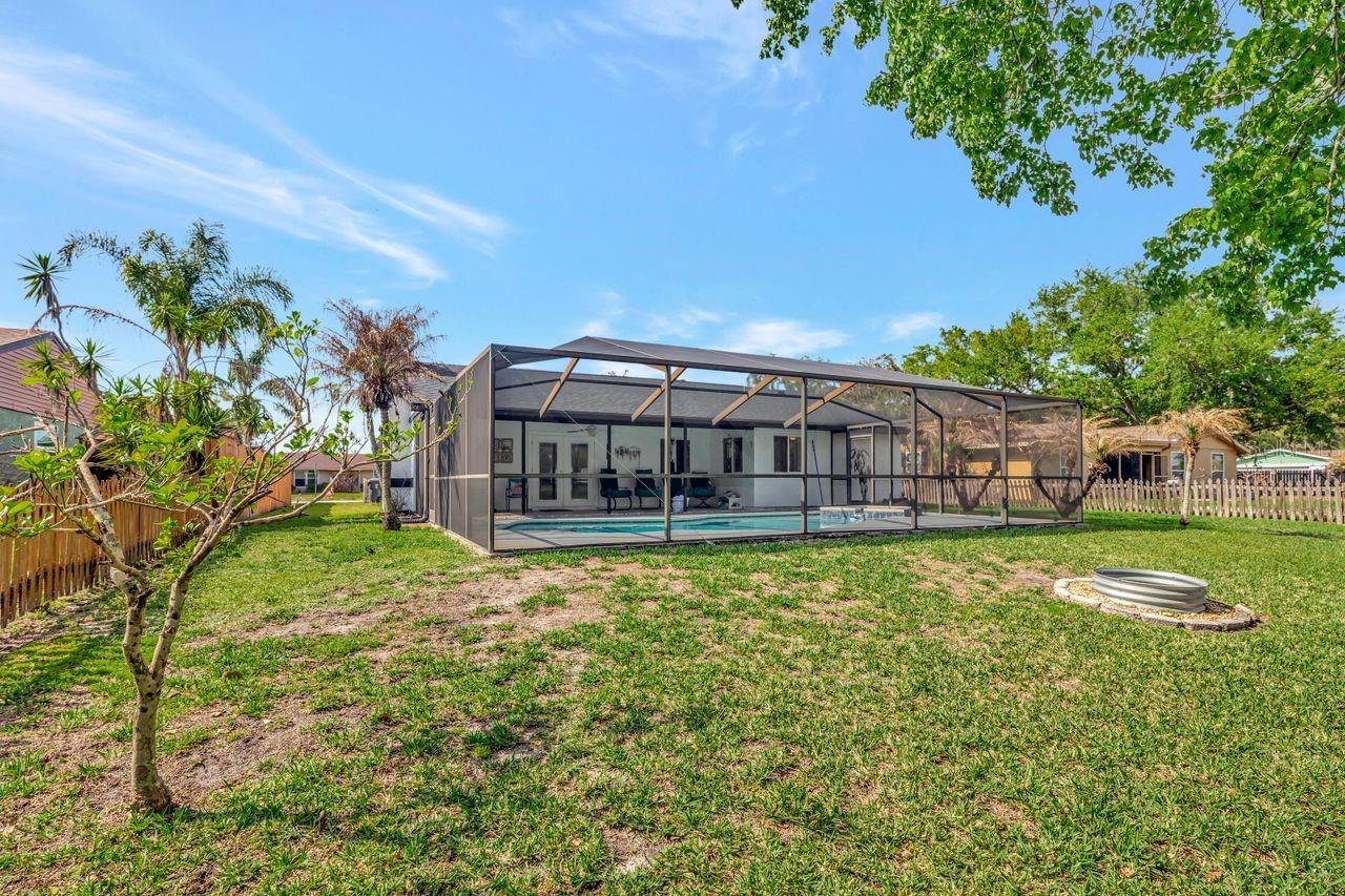 Image 40 of 44 For 435 Lakeview Drive