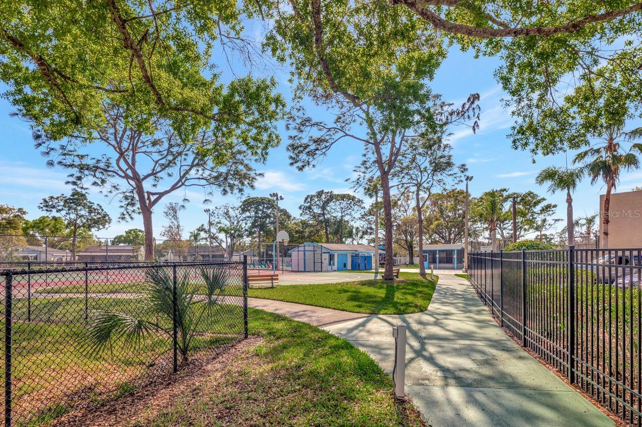 Image 43 of 44 For 435 Lakeview Drive