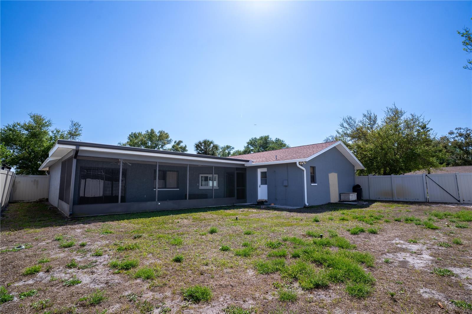 Image 7 of 35 For 12161 100th Avenue