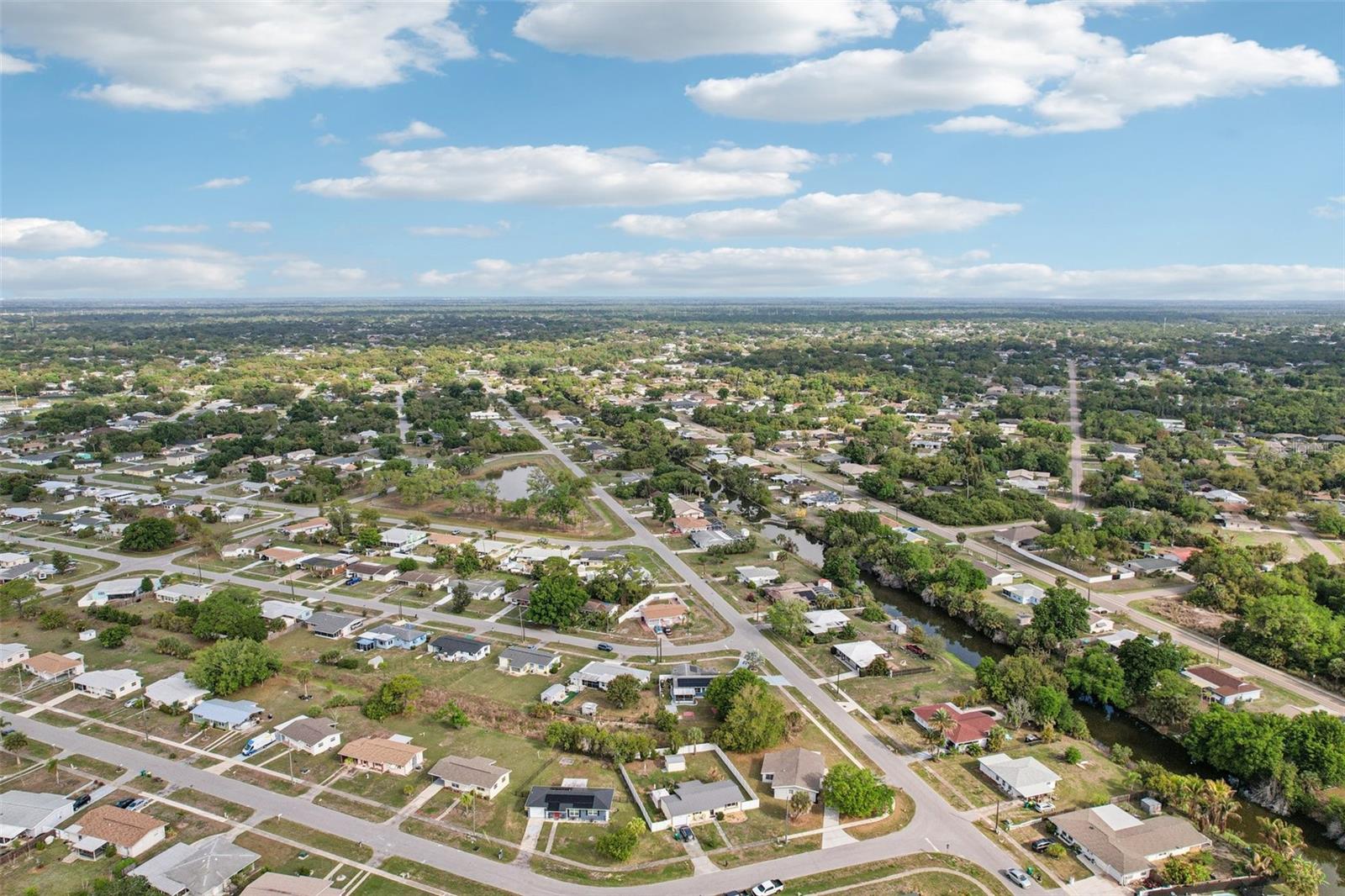 Image 31 of 35 For 22359 Montrose Avenue