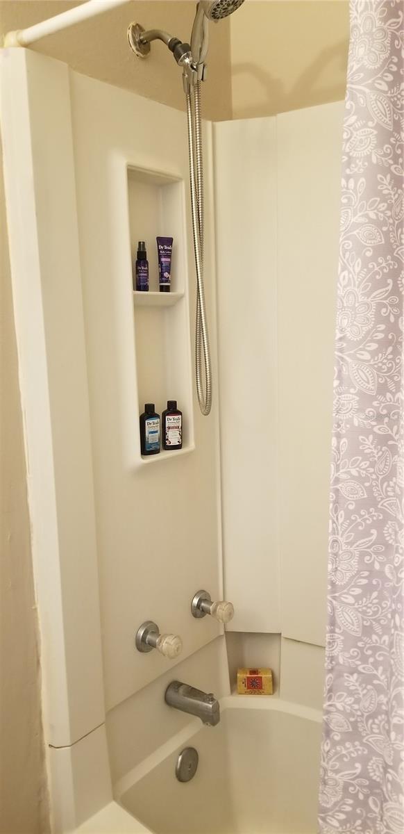 Image 11 of 31 For 3199 Phlox Drive