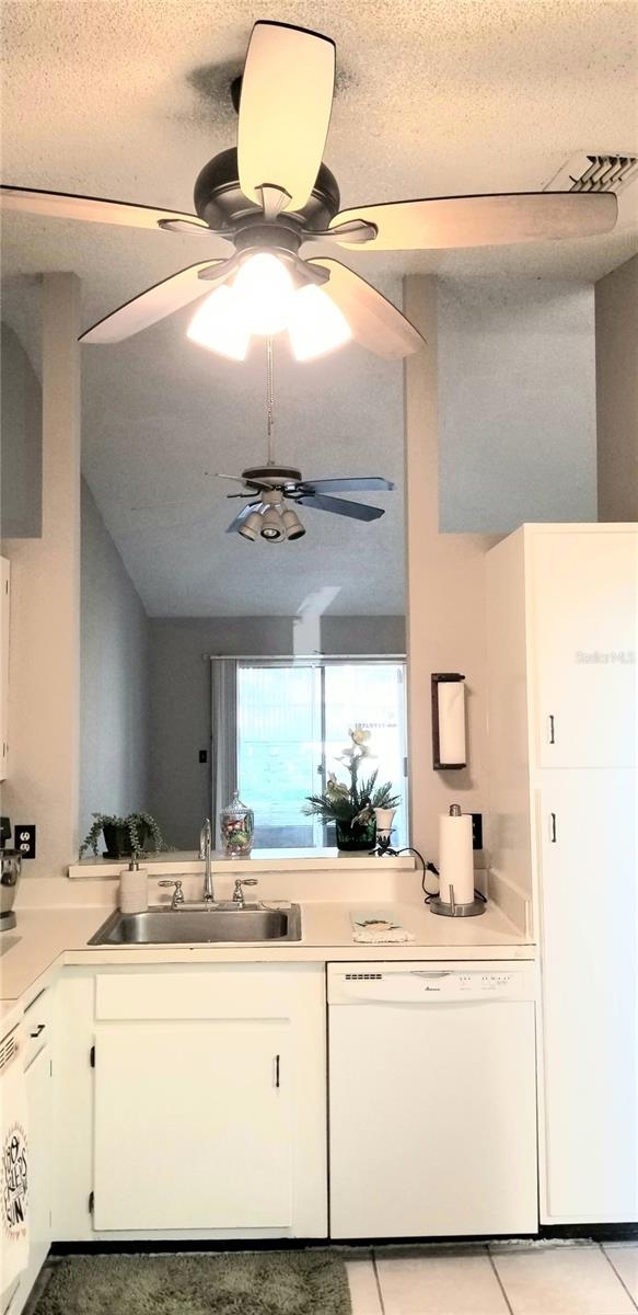 Image 5 of 31 For 3199 Phlox Drive