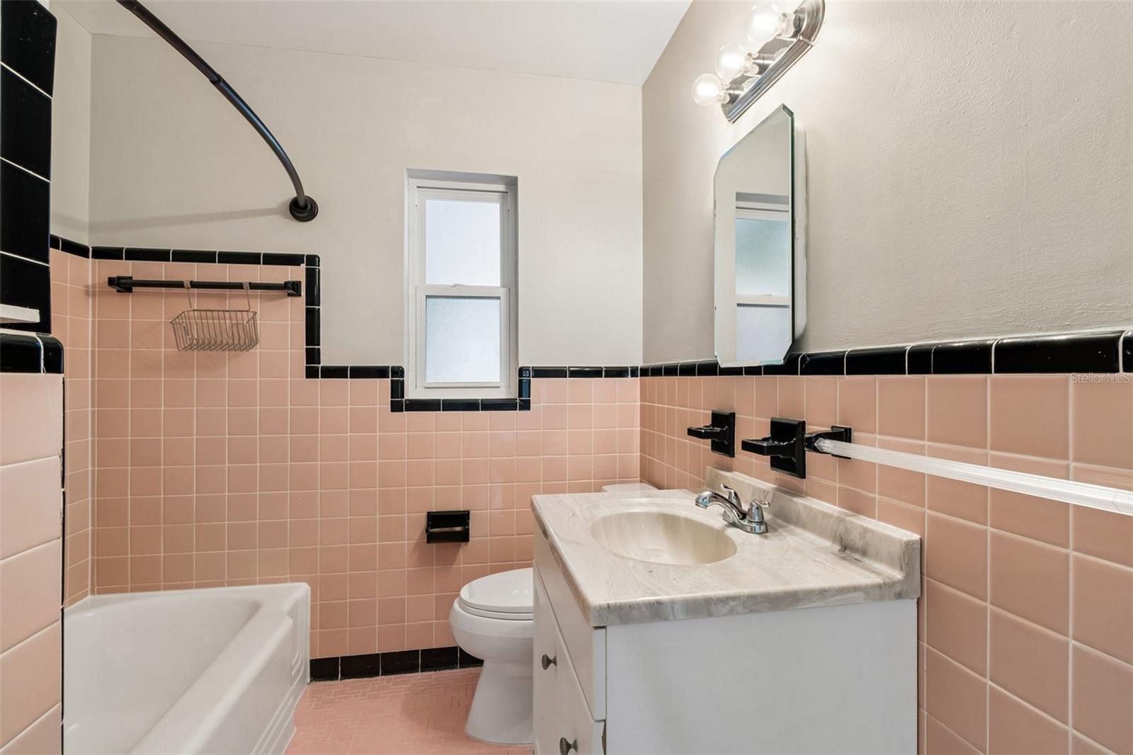 Image 24 of 40 For Address Not Provided