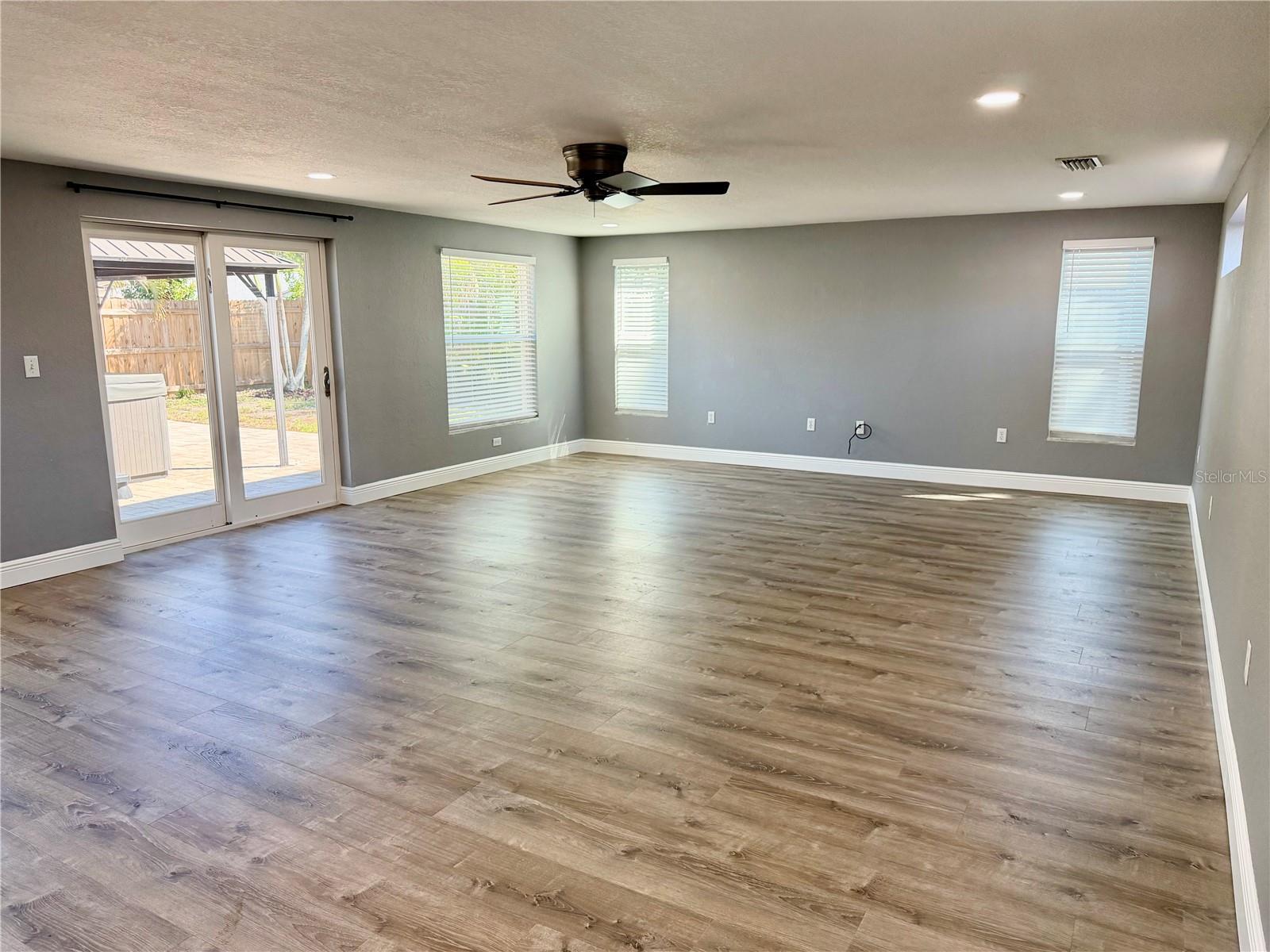 Image 14 of 24 For 8428 91st Terrace