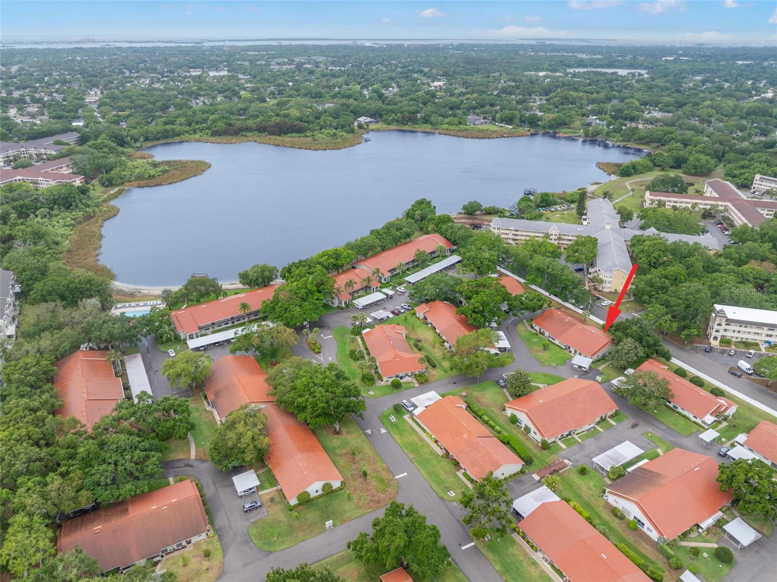 Listing photo id 40 for 2068 Cheryl Drive