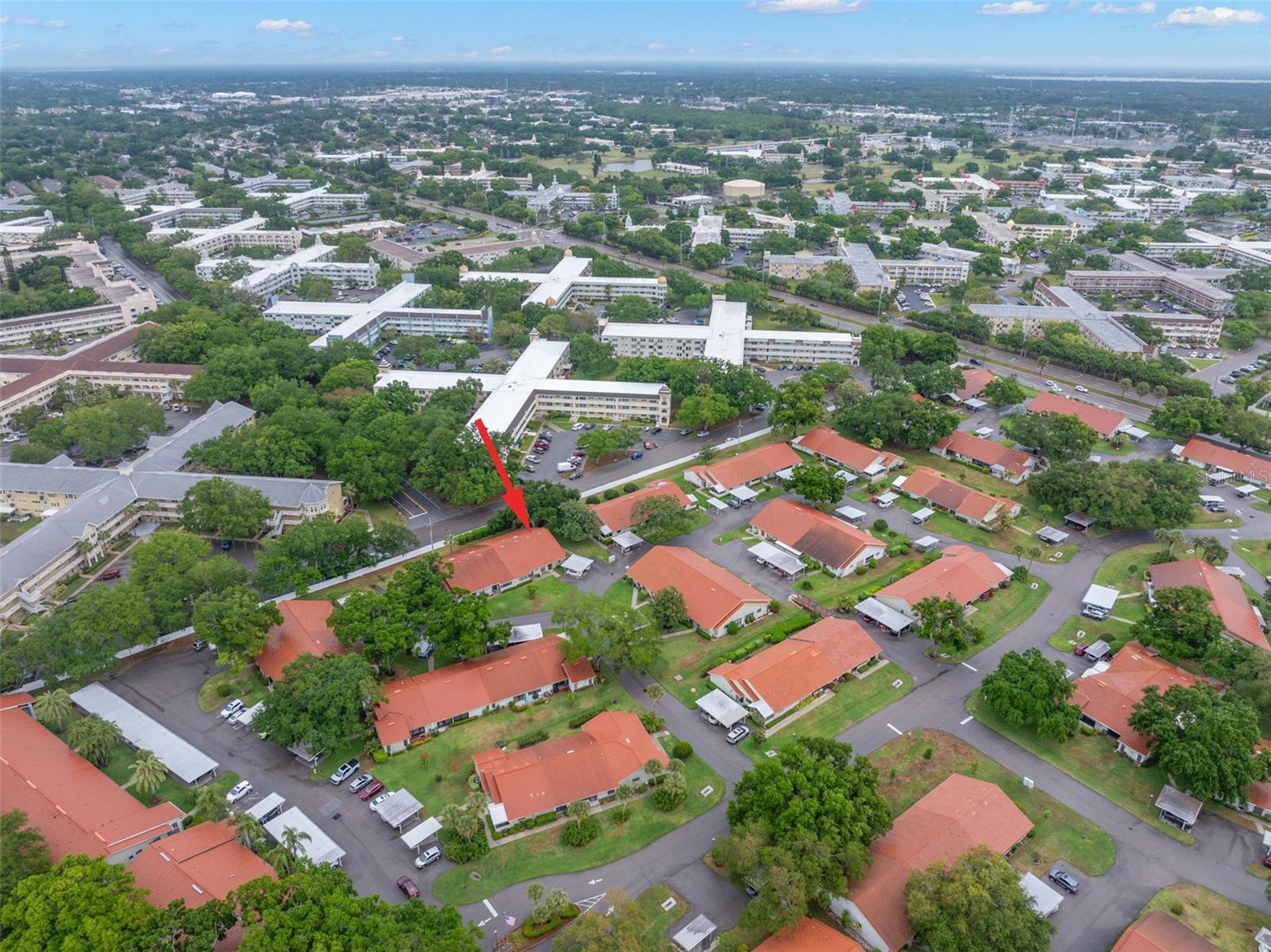 Listing photo id 41 for 2068 Cheryl Drive