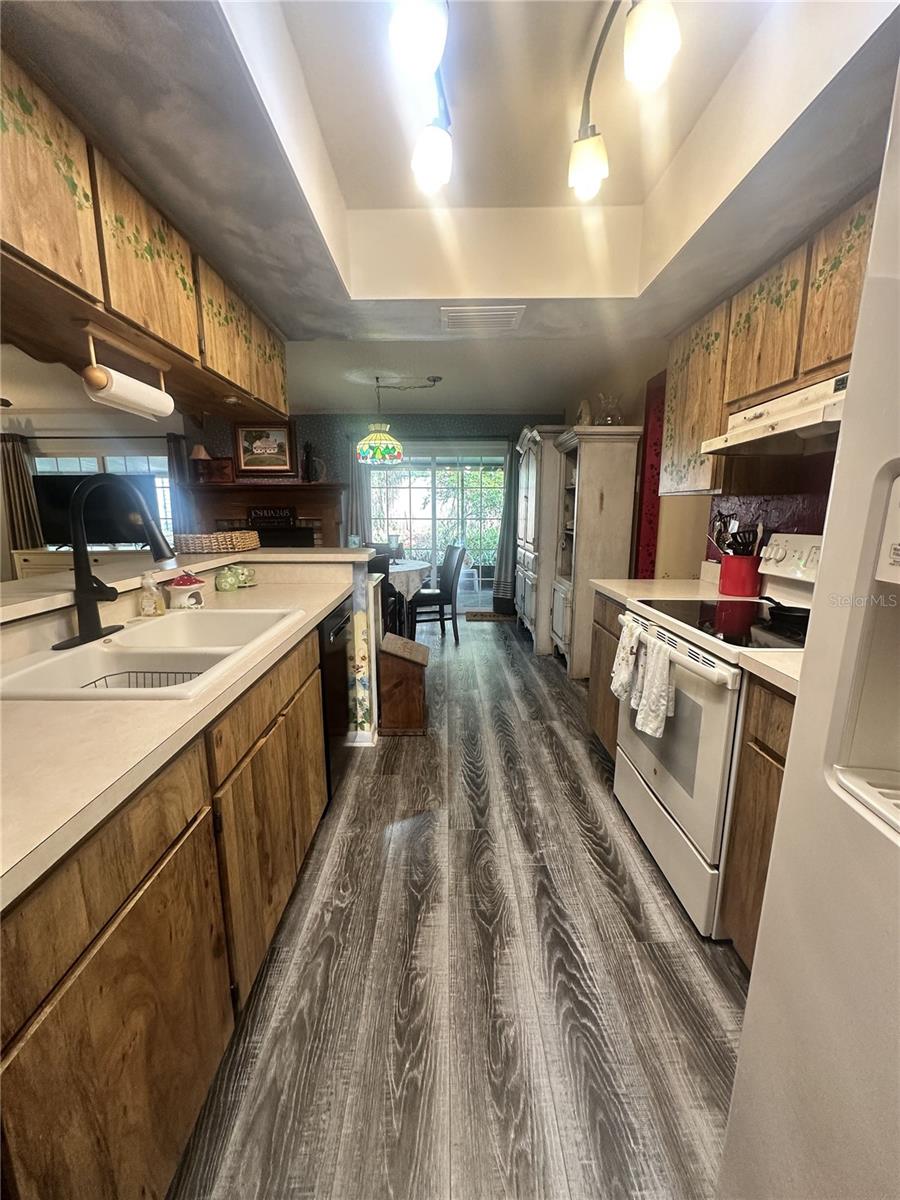 Image 4 of 15 For 2609 Drumwood Place