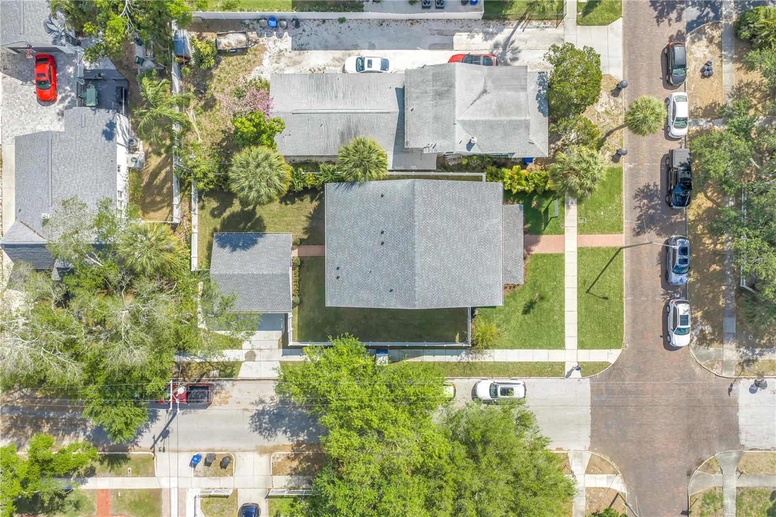 Image 53 of 54 For 939 19th Avenue N