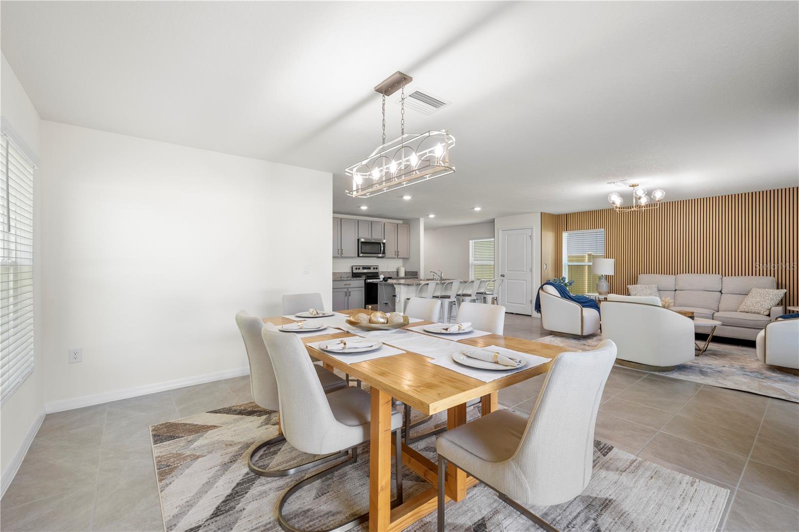 Image 15 of 59 For 37247 Kings Crown Drive