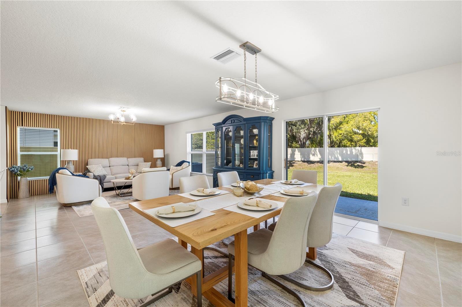 Image 16 of 59 For 37247 Kings Crown Drive