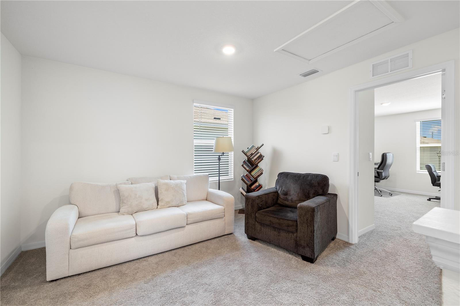 Image 27 of 59 For 37247 Kings Crown Drive