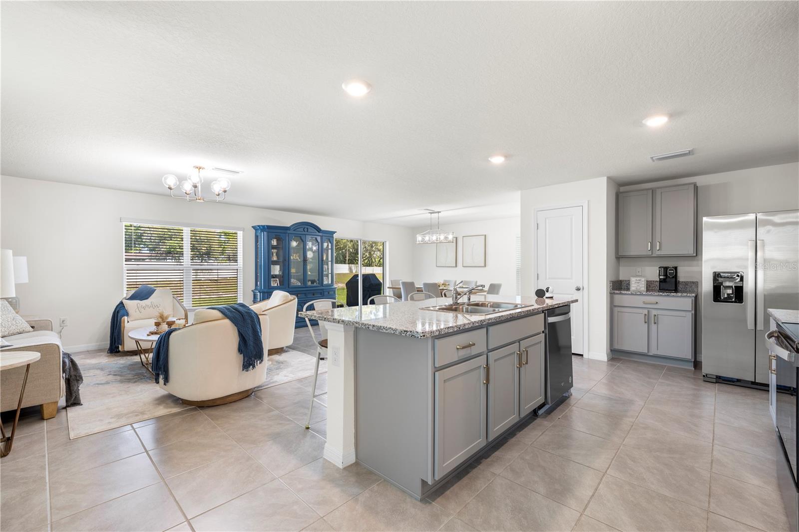 Image 3 of 59 For 37247 Kings Crown Drive