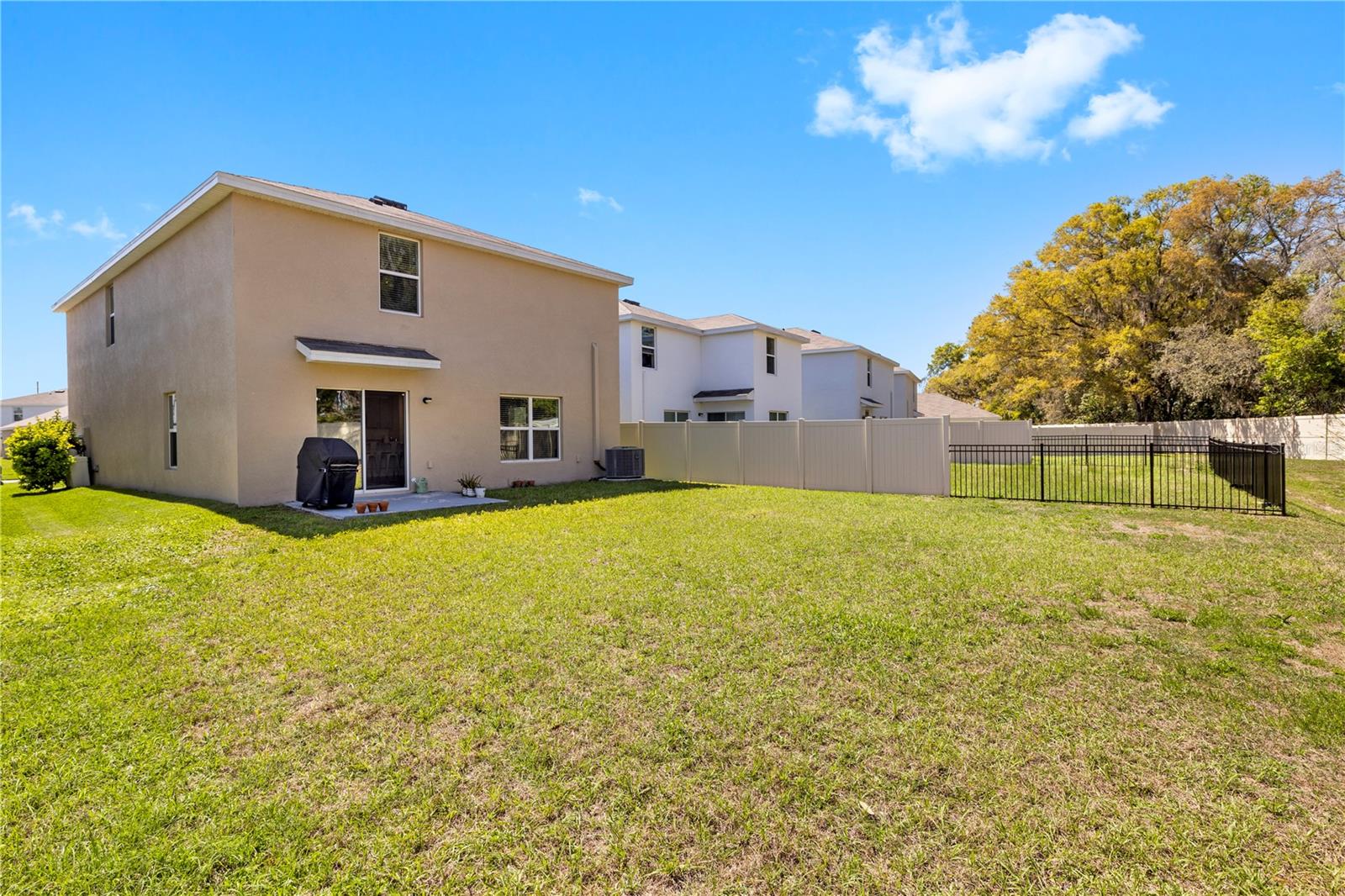 Image 39 of 59 For 37247 Kings Crown Drive