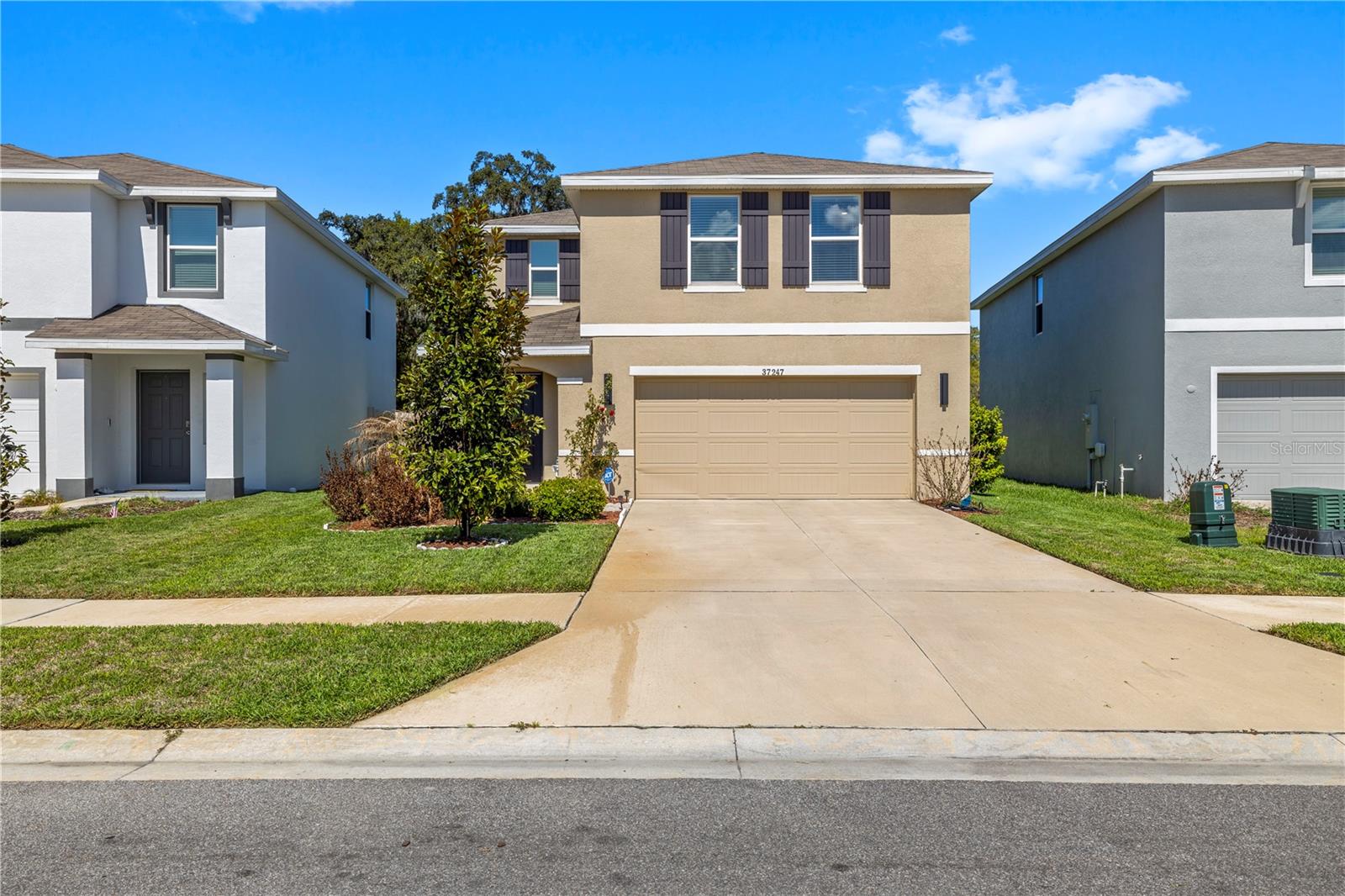 Image 43 of 59 For 37247 Kings Crown Drive