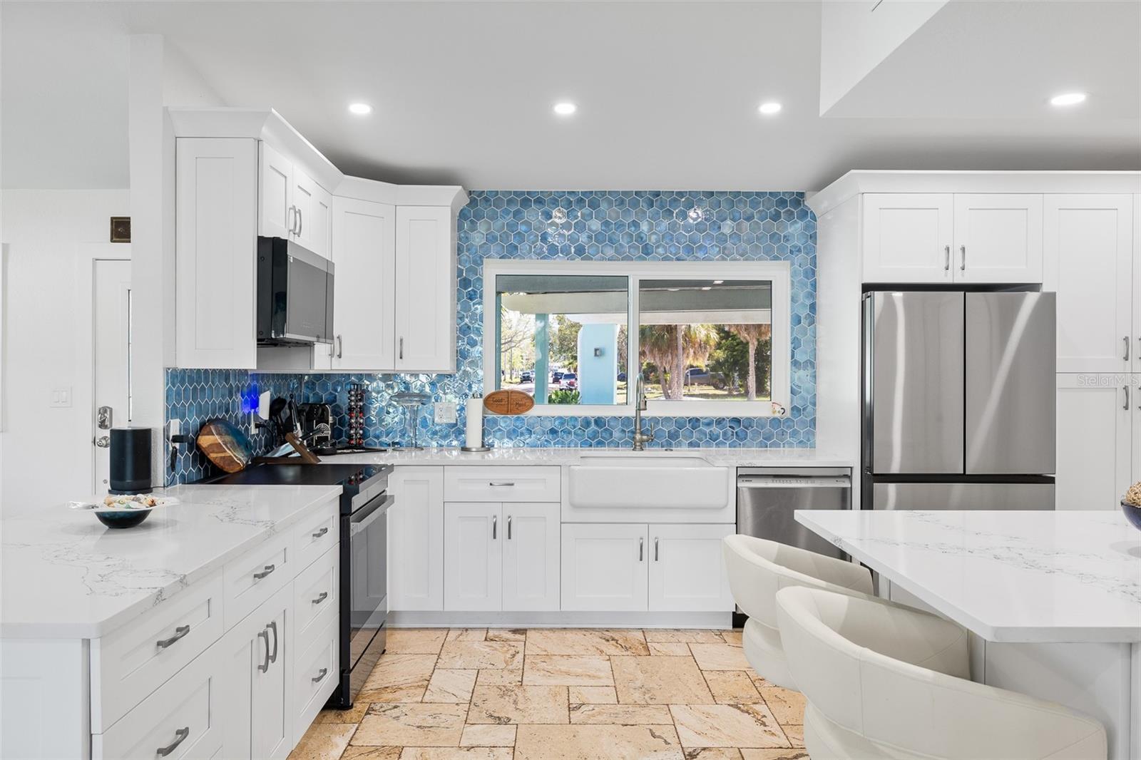 Image 14 of 59 For 1567 Delaware Avenue Ne