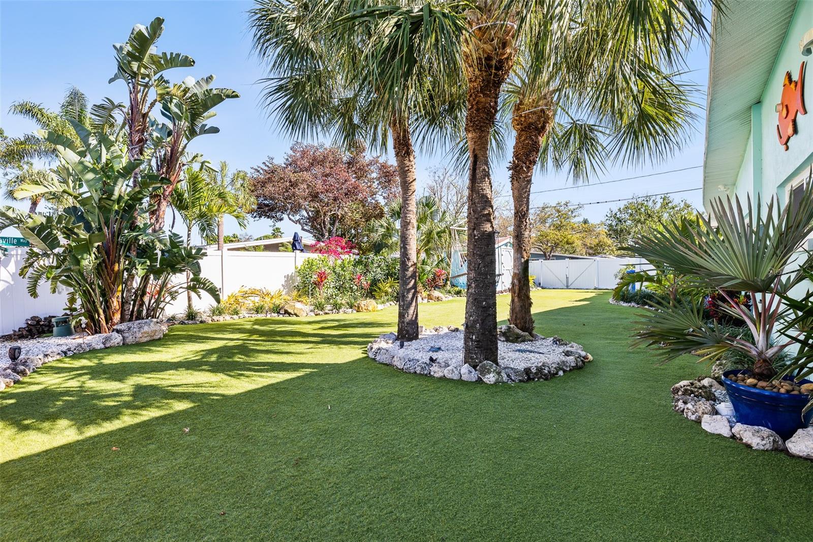 Image 34 of 59 For 1567 Delaware Avenue Ne