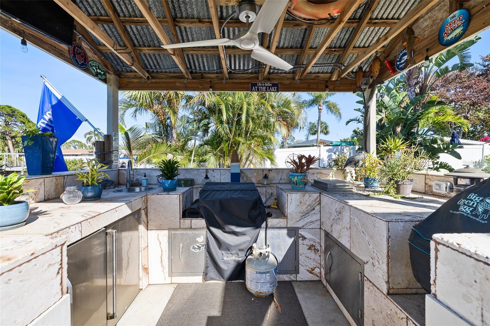 Image 37 of 59 For 1567 Delaware Avenue Ne