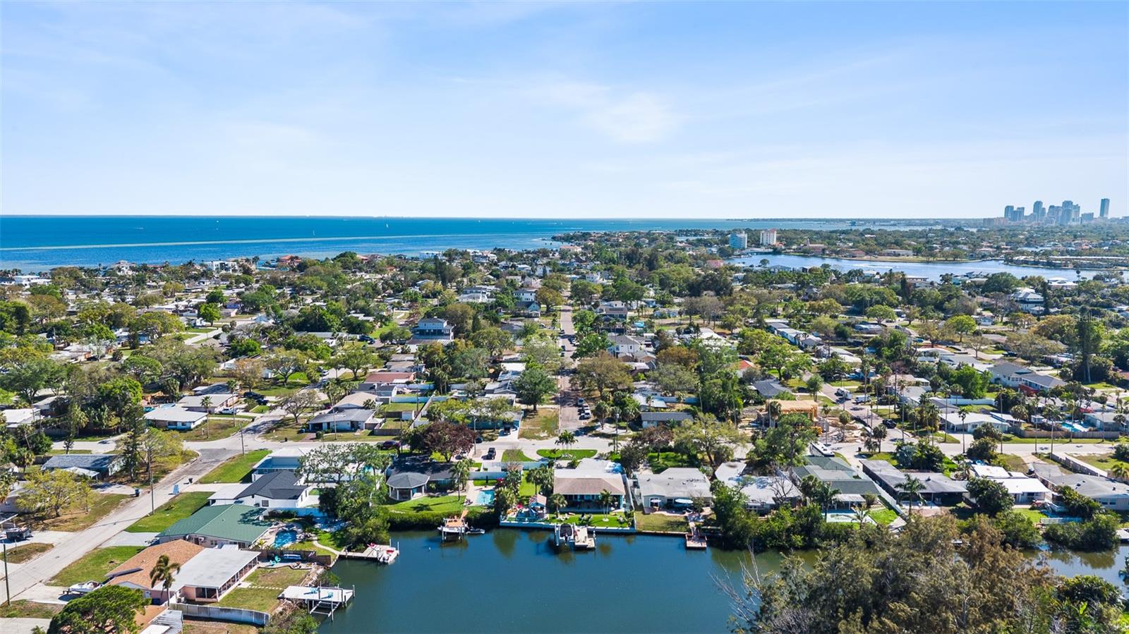 Image 57 of 59 For 1567 Delaware Avenue Ne