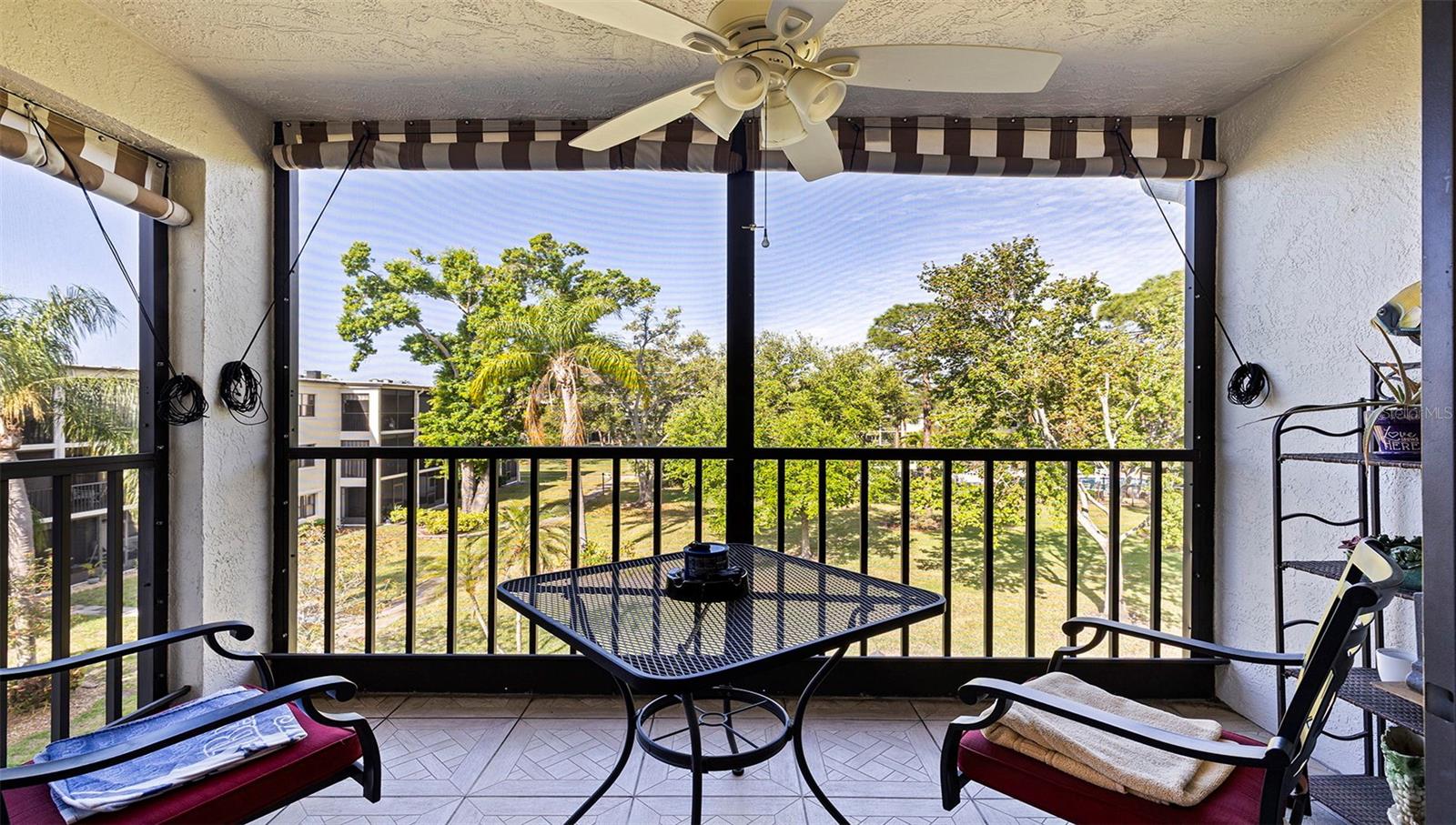 Image 23 of 30 For 4910 Bay Street Ne 310