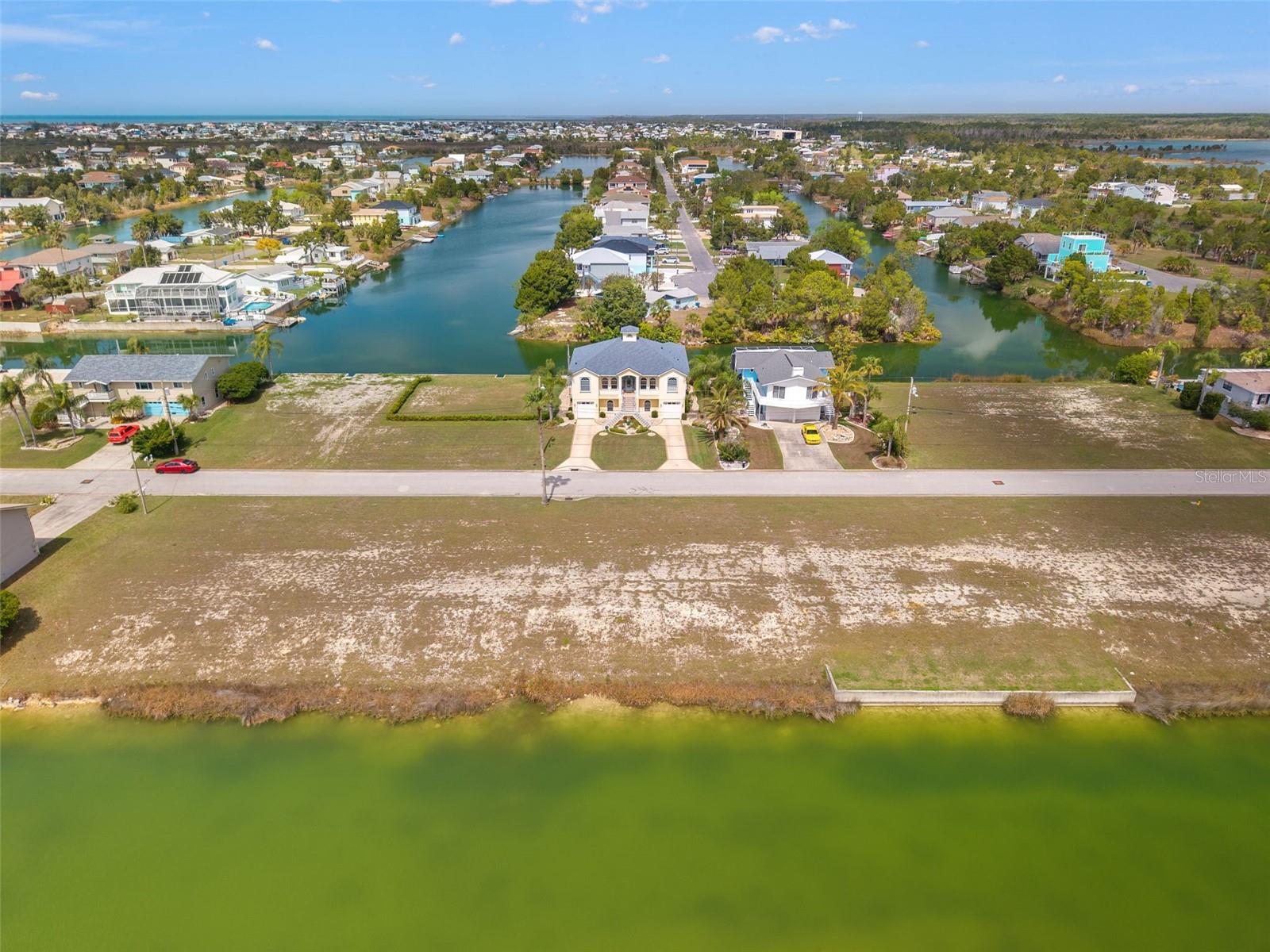 Image 5 of 9 For 4018 Amberjack Drive