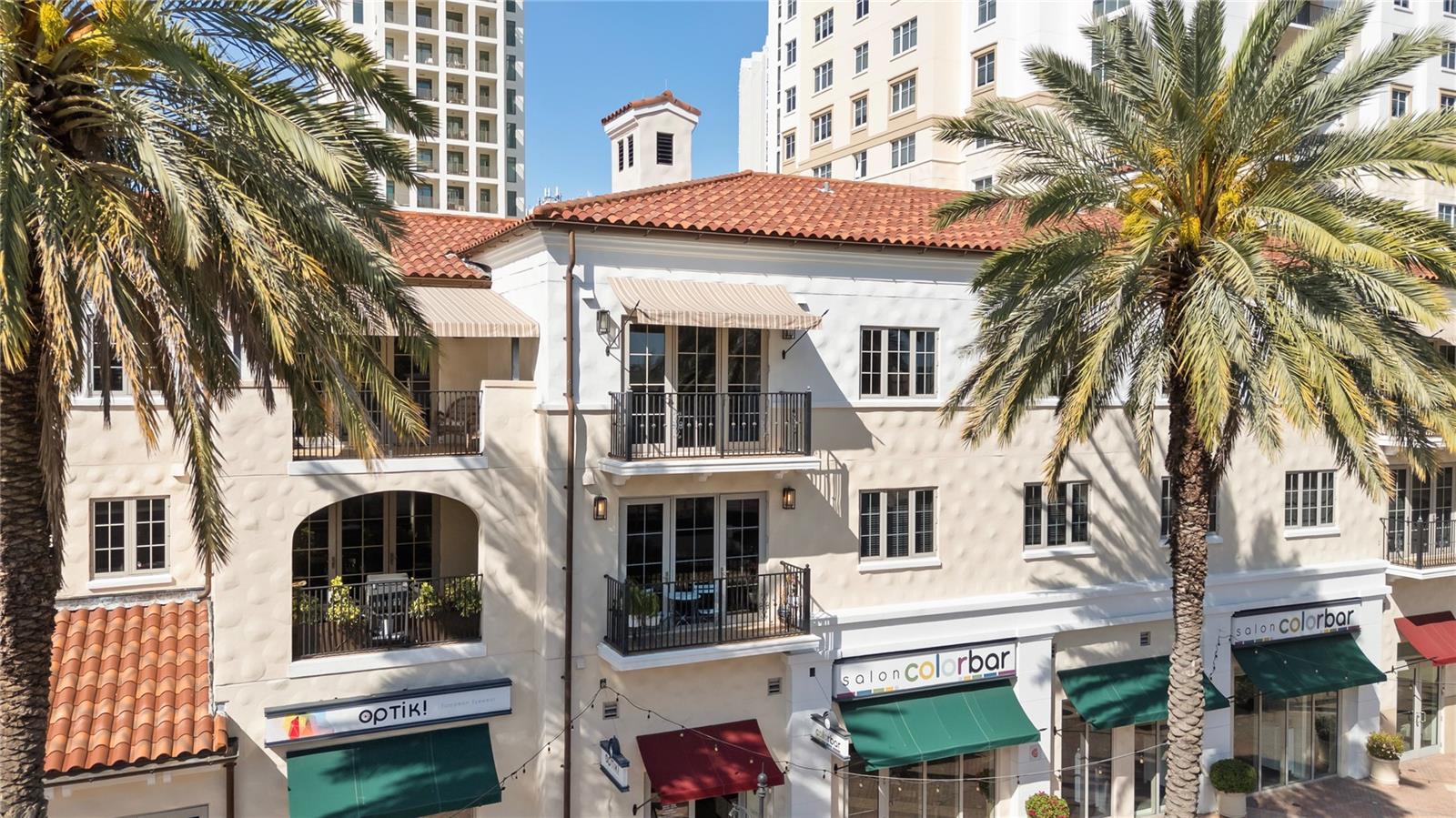 Image 35 of 39 For 300 Beach Drive Ne 302