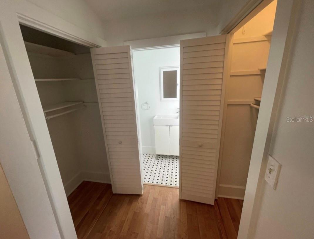 Image 24 of 29 For 1231 Highland Street N