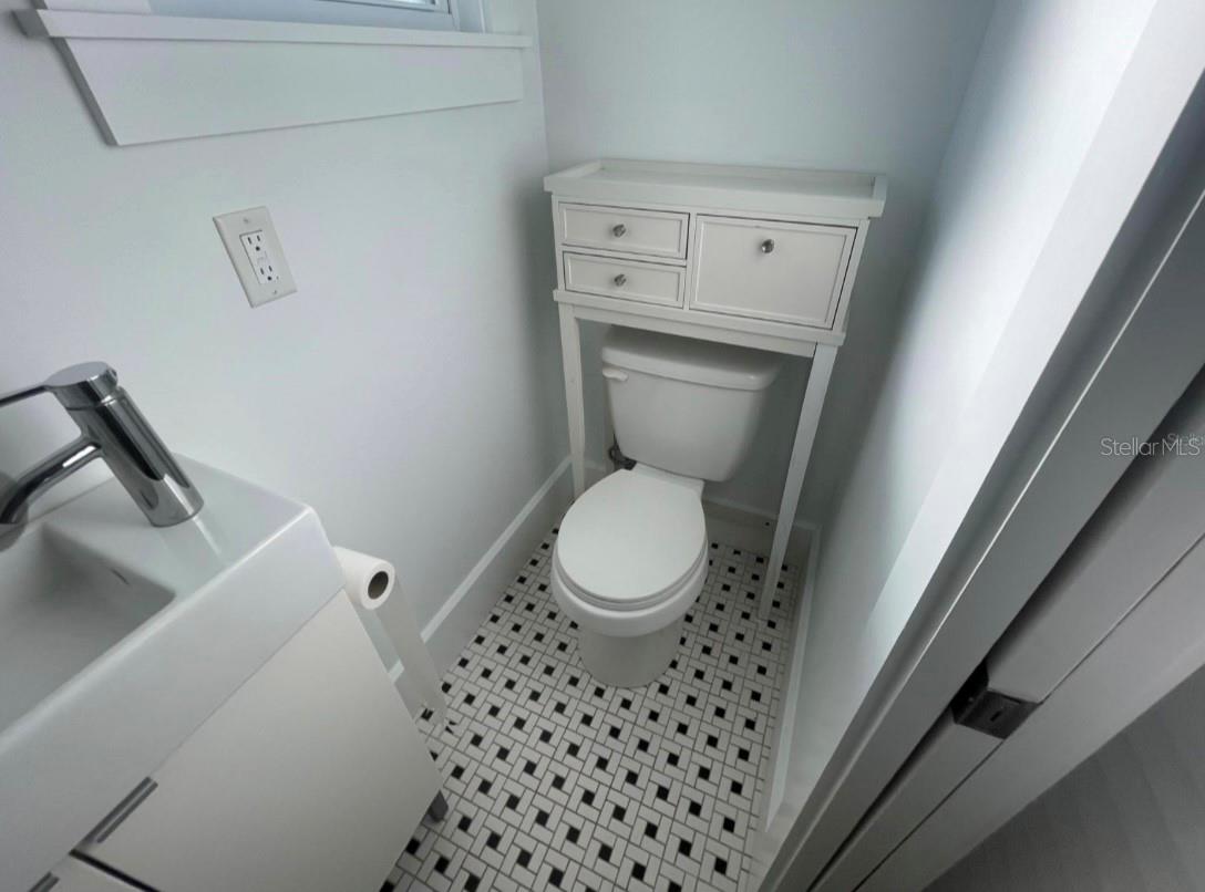 Image 26 of 29 For 1231 Highland Street N