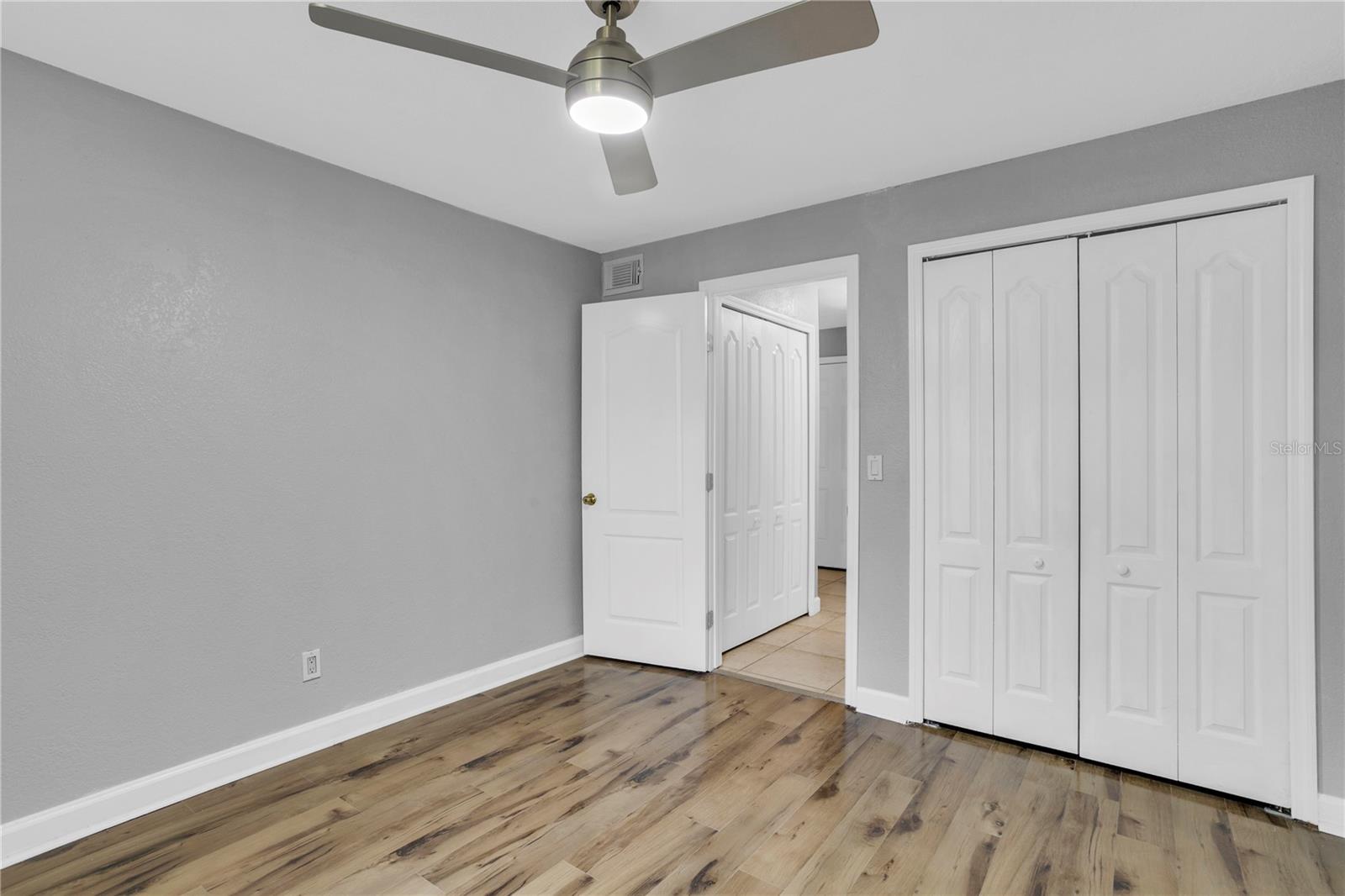 Image 16 of 56 For 209 Red Cedar Place 209