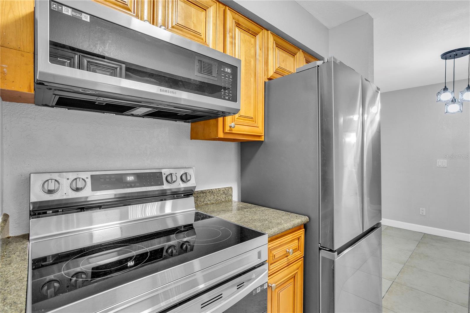 Image 9 of 56 For 209 Red Cedar Place 209