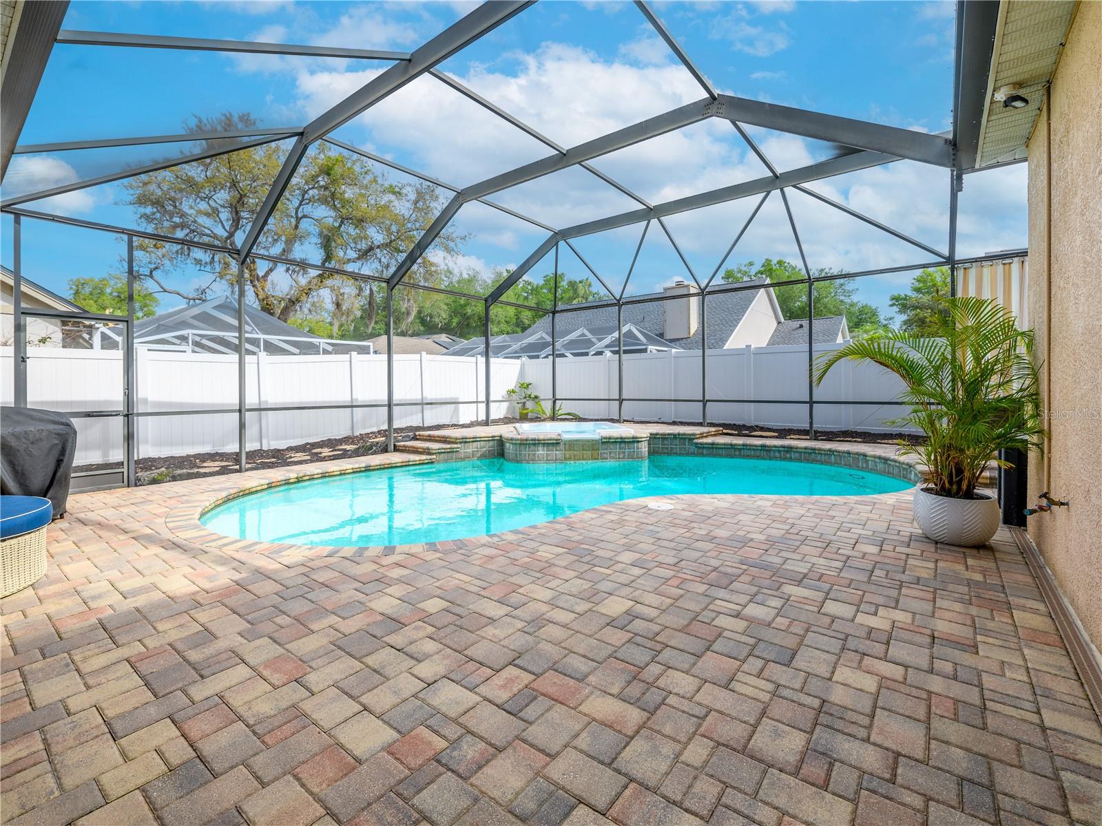 Listing photo id 0 for 7218 Yardley Way