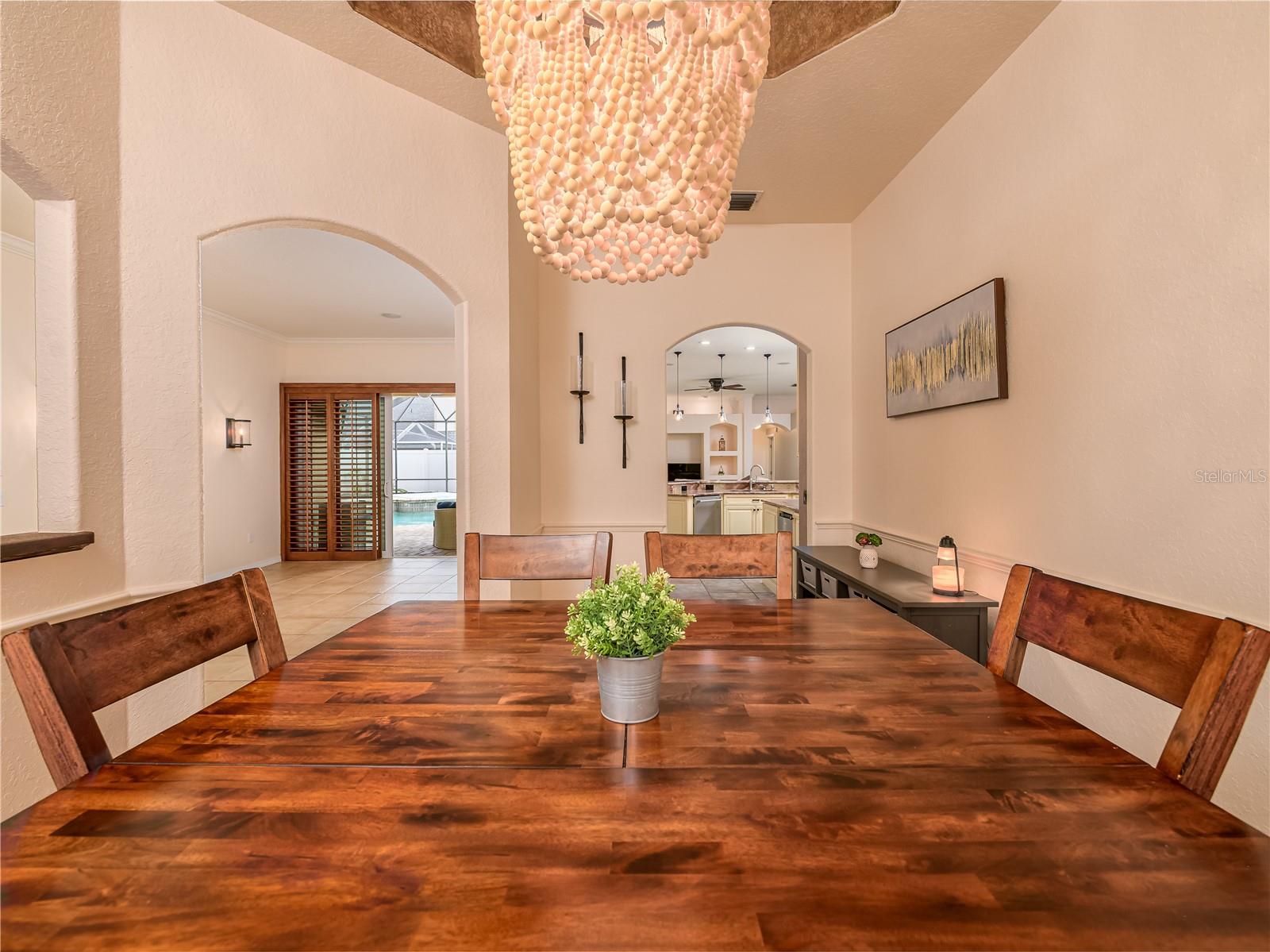 Listing photo id 24 for 7218 Yardley Way