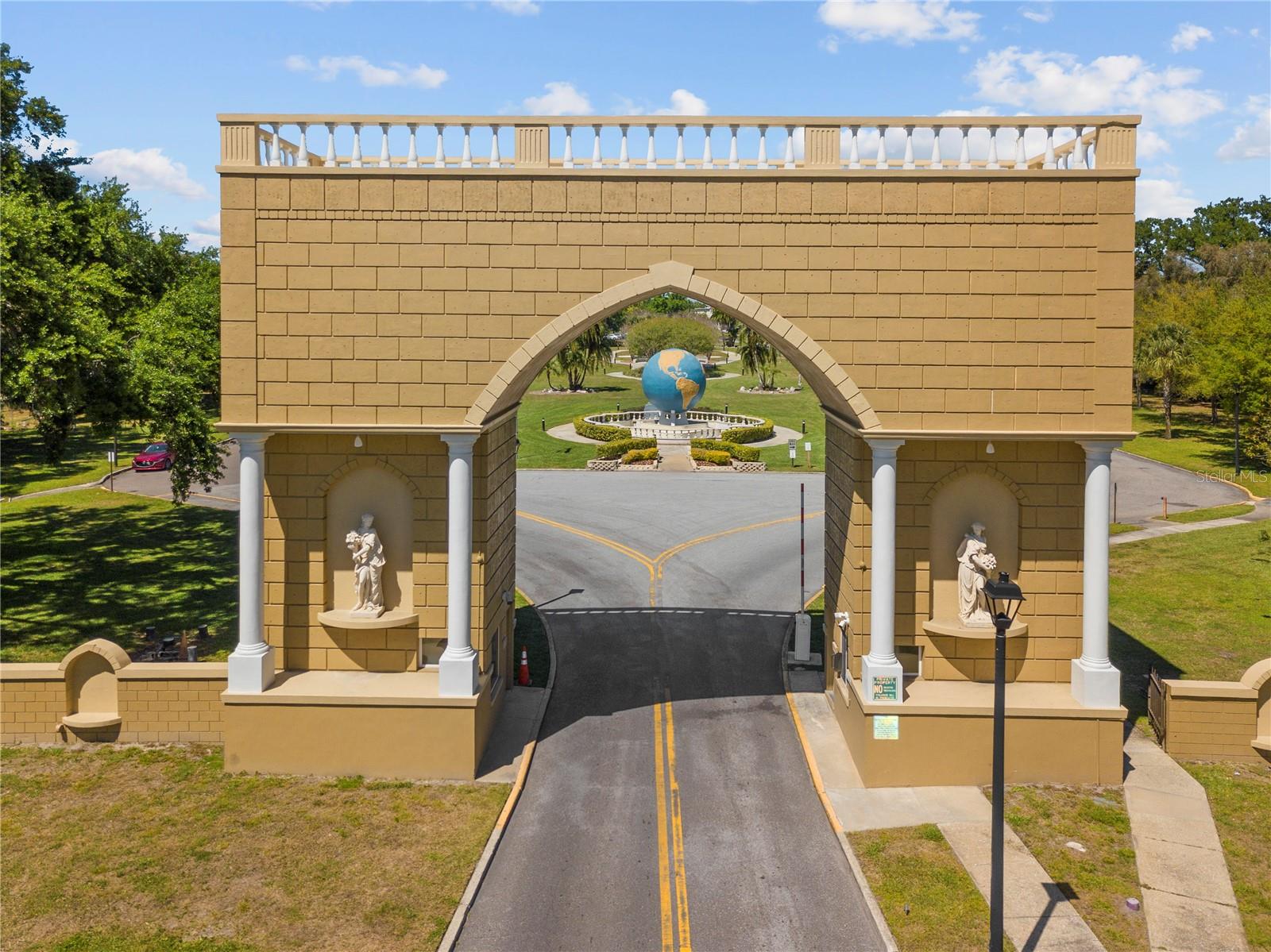 Image 42 of 43 For 2428 Columbia Drive 50