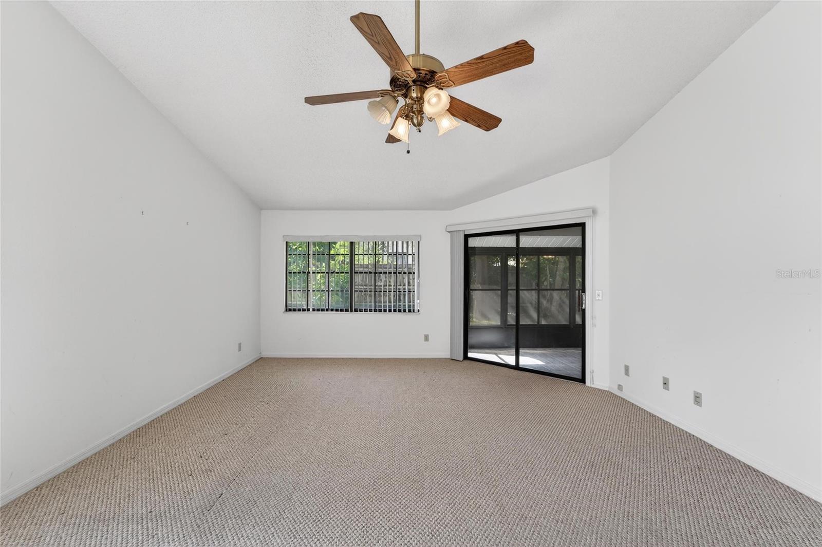 Image 10 of 54 For 2369 Beverly Drive