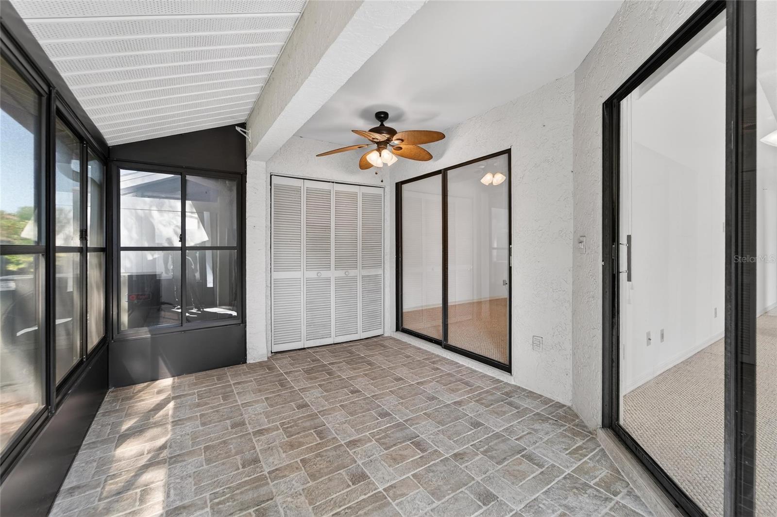 Image 15 of 54 For 2369 Beverly Drive