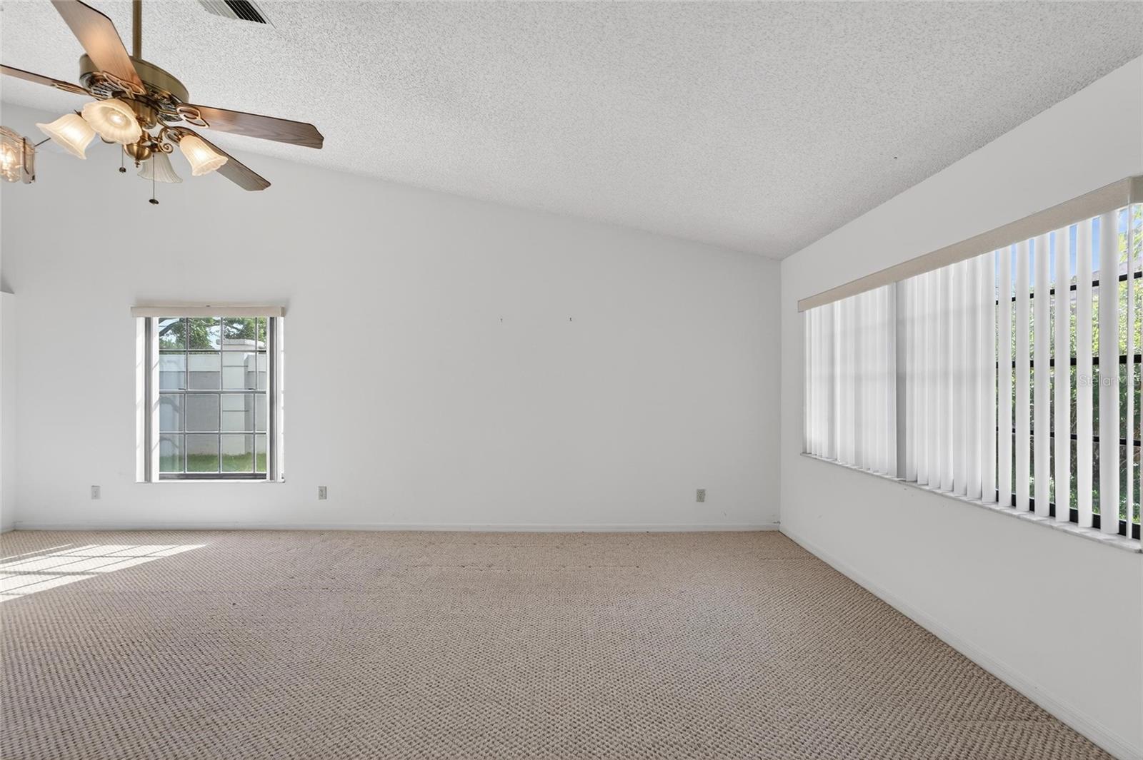 Image 17 of 54 For 2369 Beverly Drive