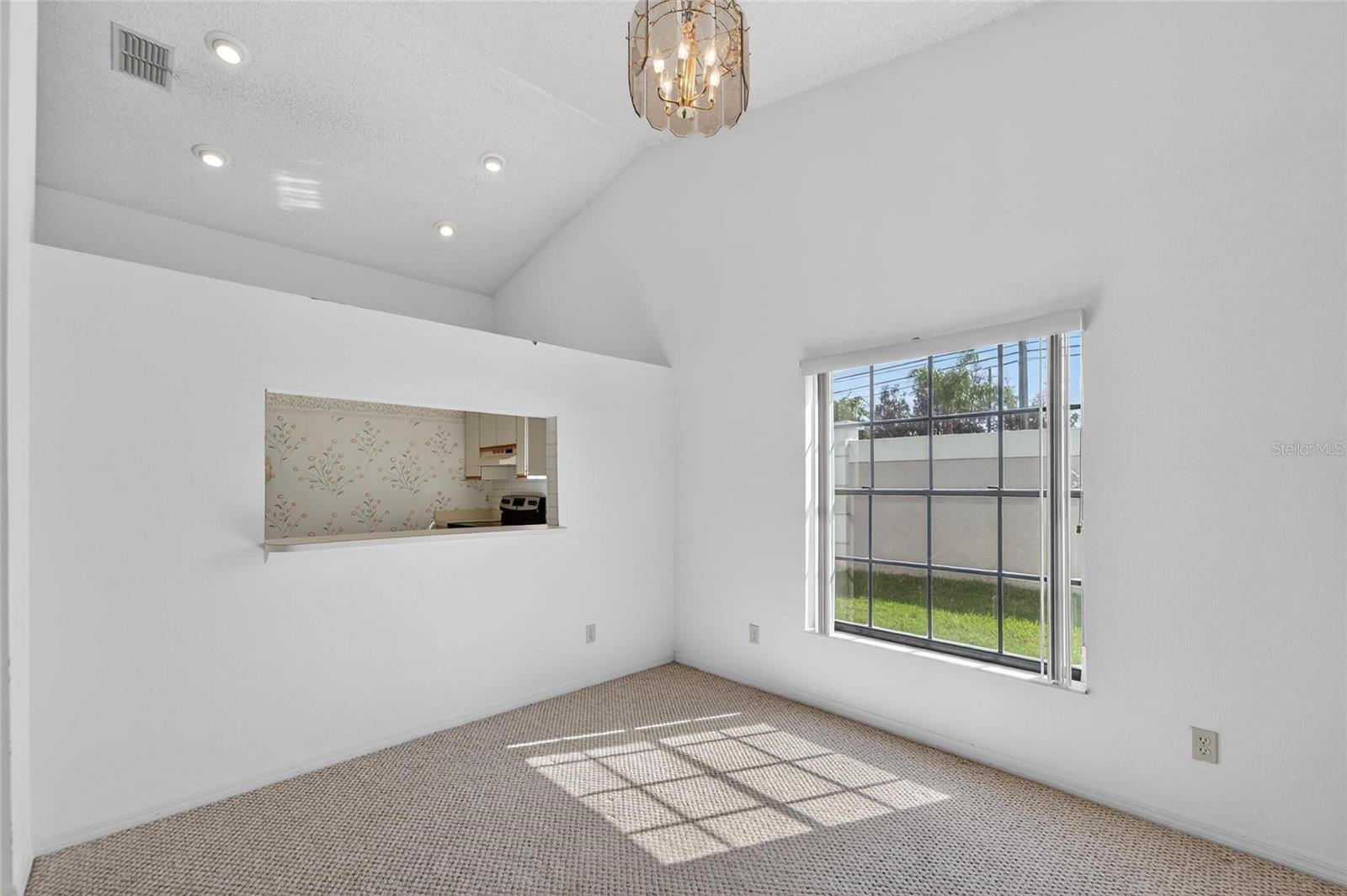 Image 19 of 54 For 2369 Beverly Drive