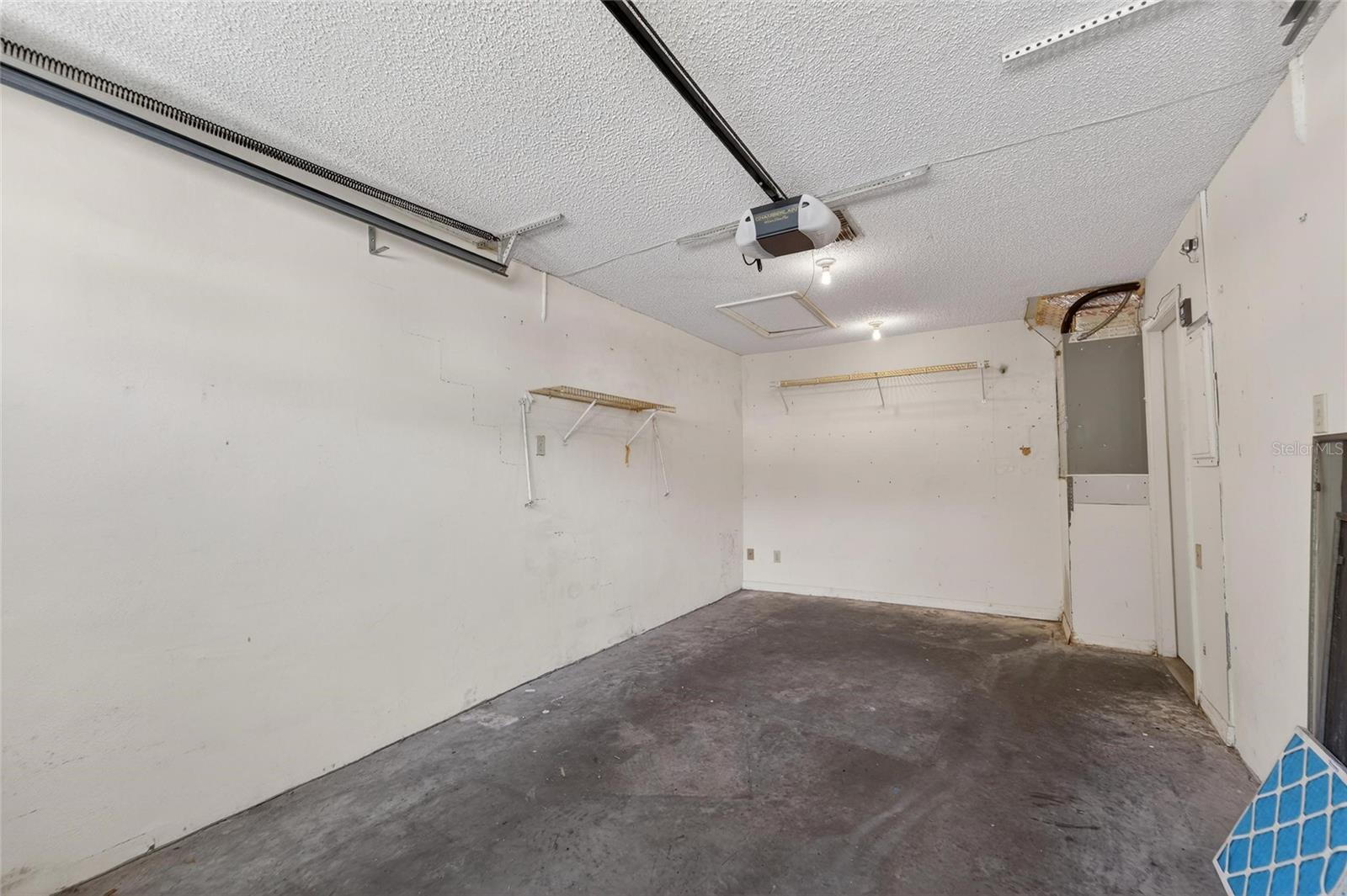 Image 44 of 54 For 2369 Beverly Drive