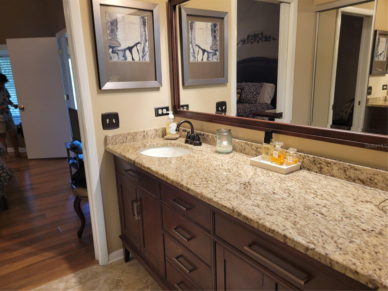 Image 12 of 23 For 3001 Landmark Boulevard E 106