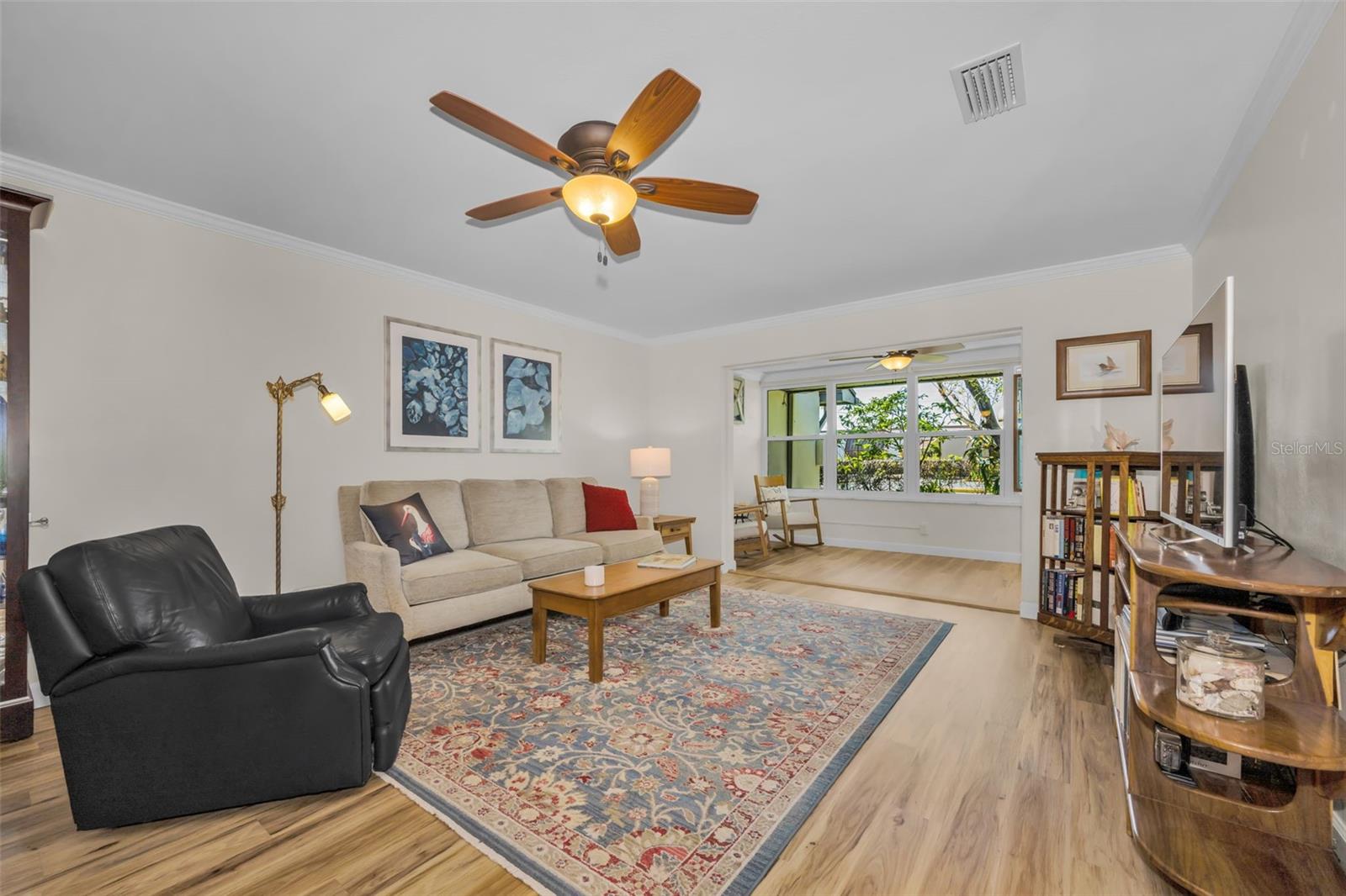 Image 9 of 72 For 1601 43rd Street N 143