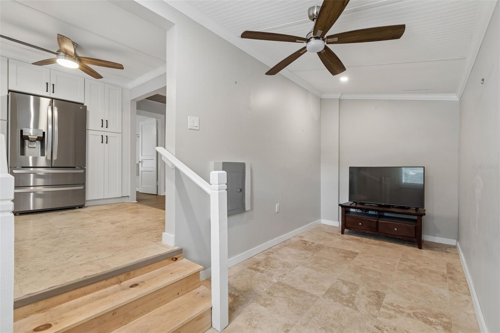 Image 14 of 38 For 507 Paris Street