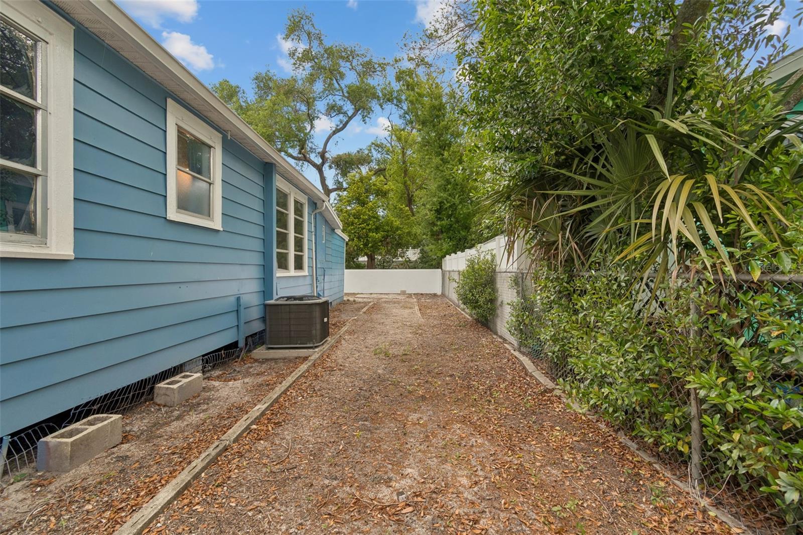 Image 30 of 38 For 507 Paris Street